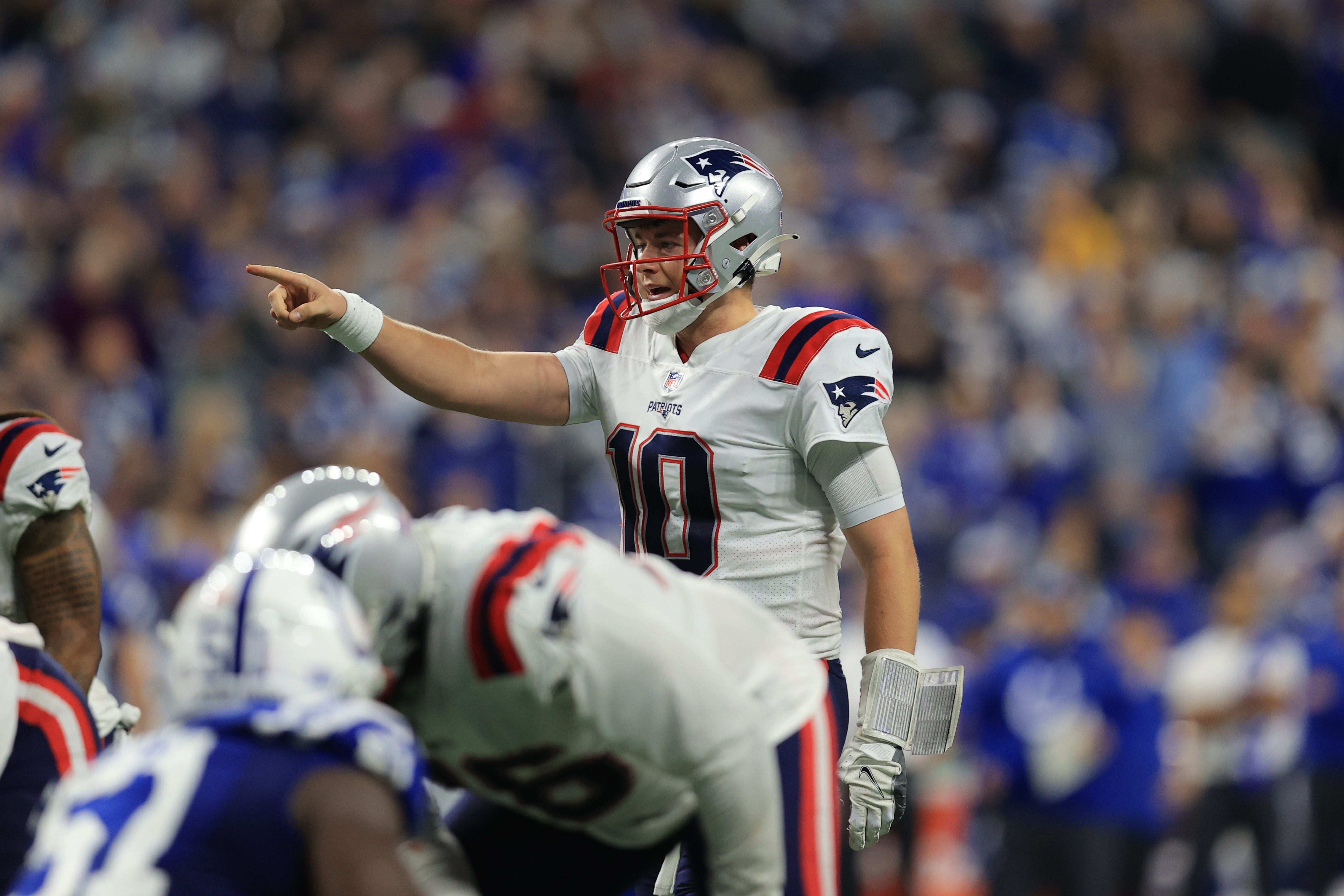 NFL Betting Line Movement: Mac Jones & Patriots Losing Points to Colts