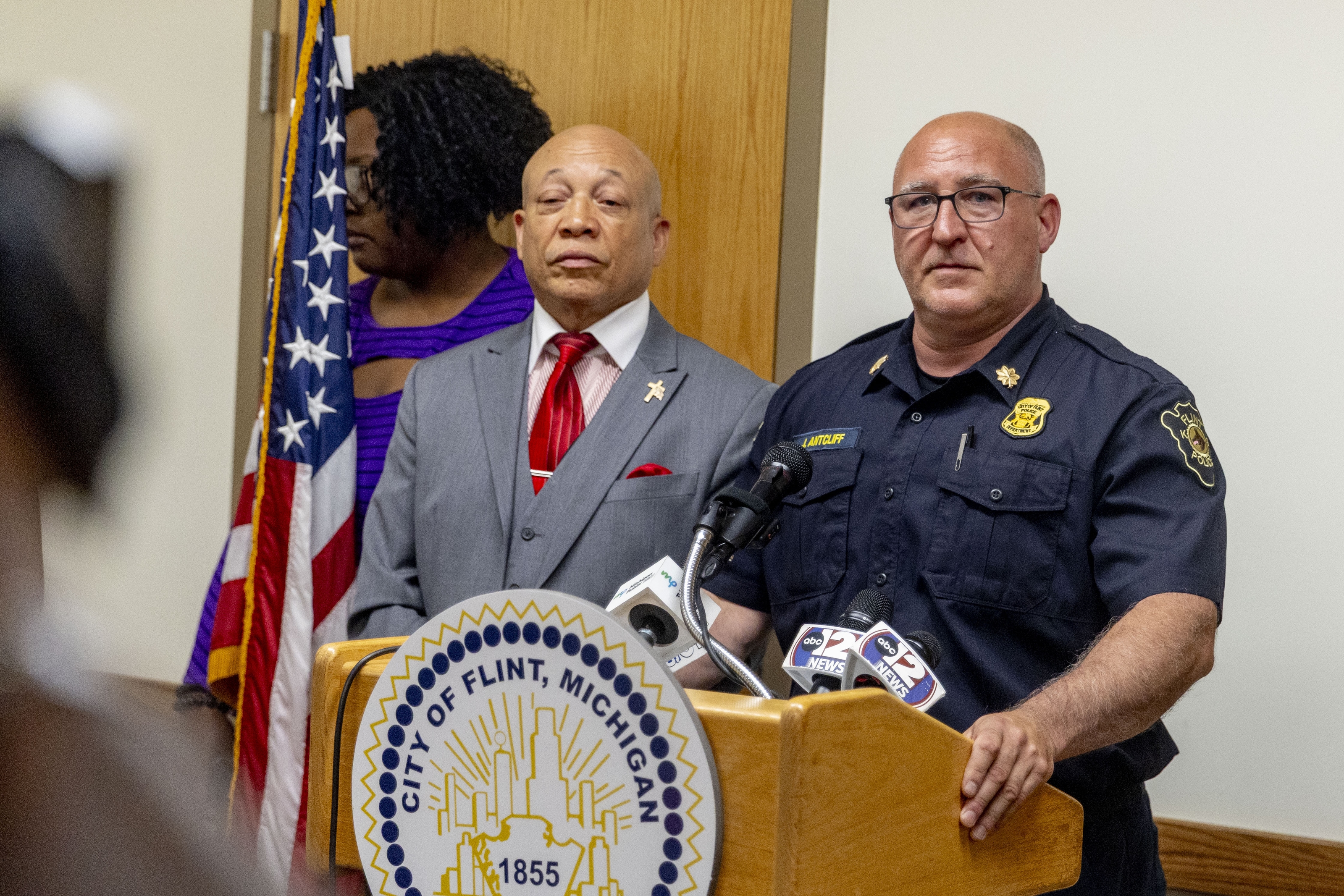 Flint mayor addresses more than 500 impending layoffs, the city budget ...