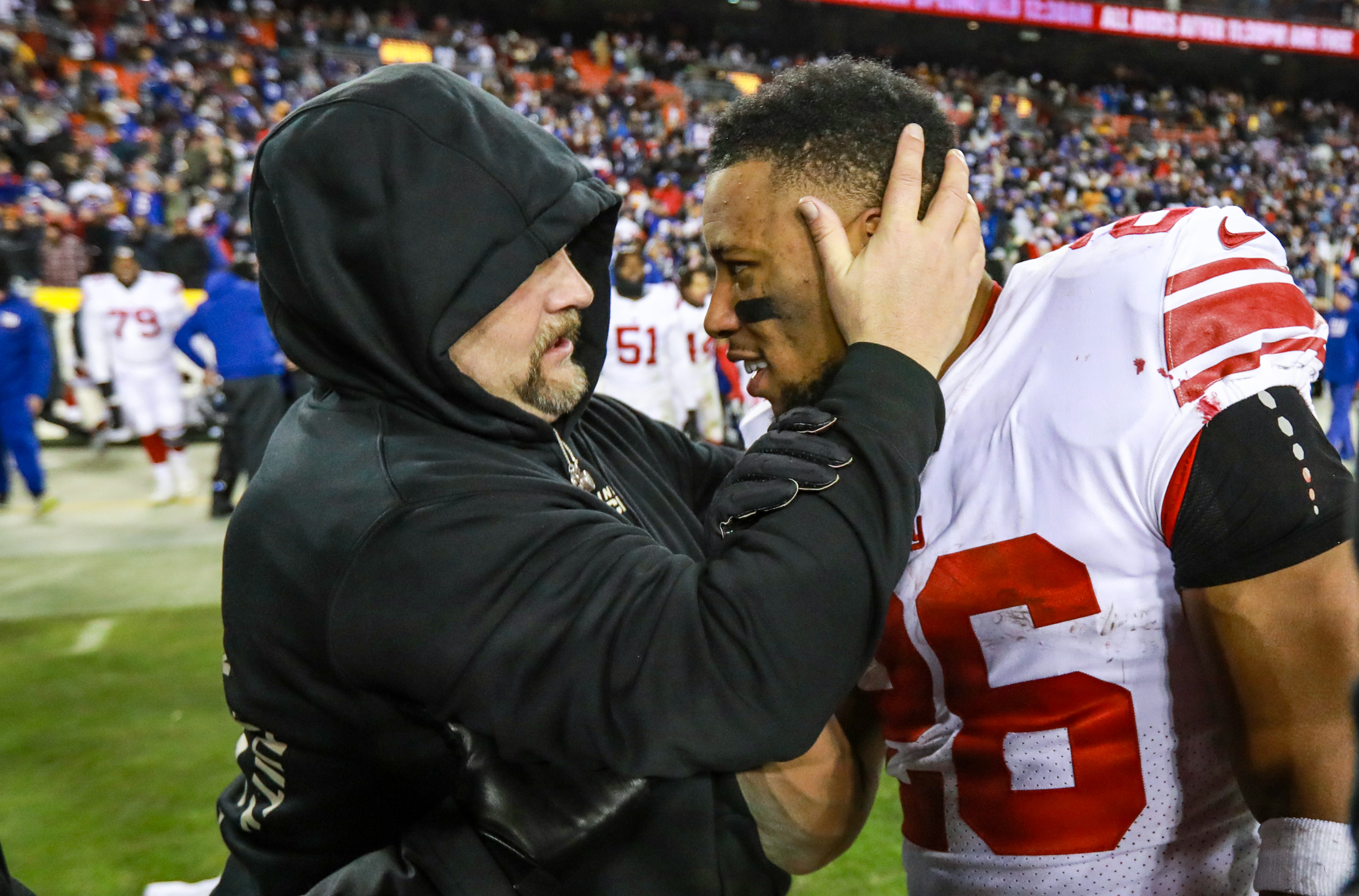 Giants CB Darnay Holmes Reacts To His Sideline Massage Going Viral