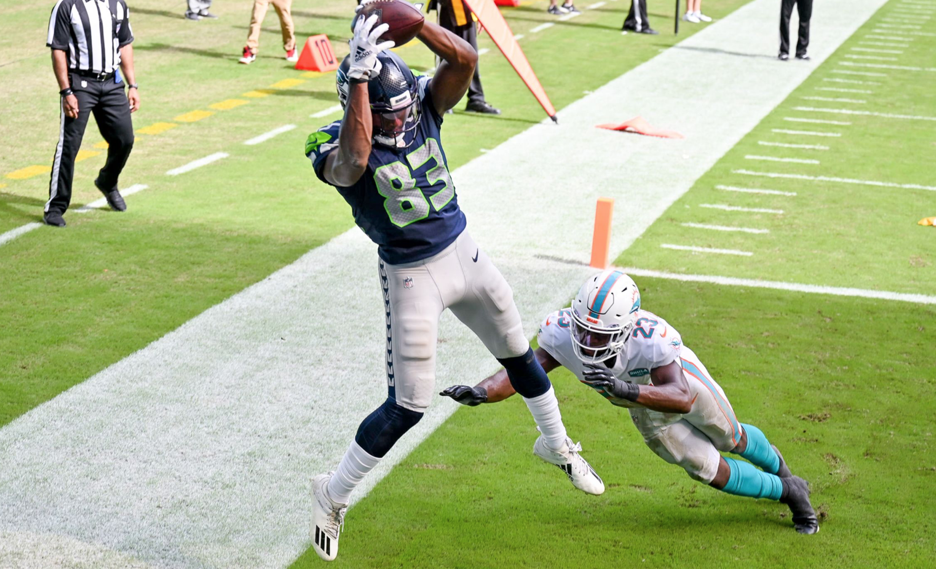 Grading the Seahawks' 31-23 victory over the Dolphins