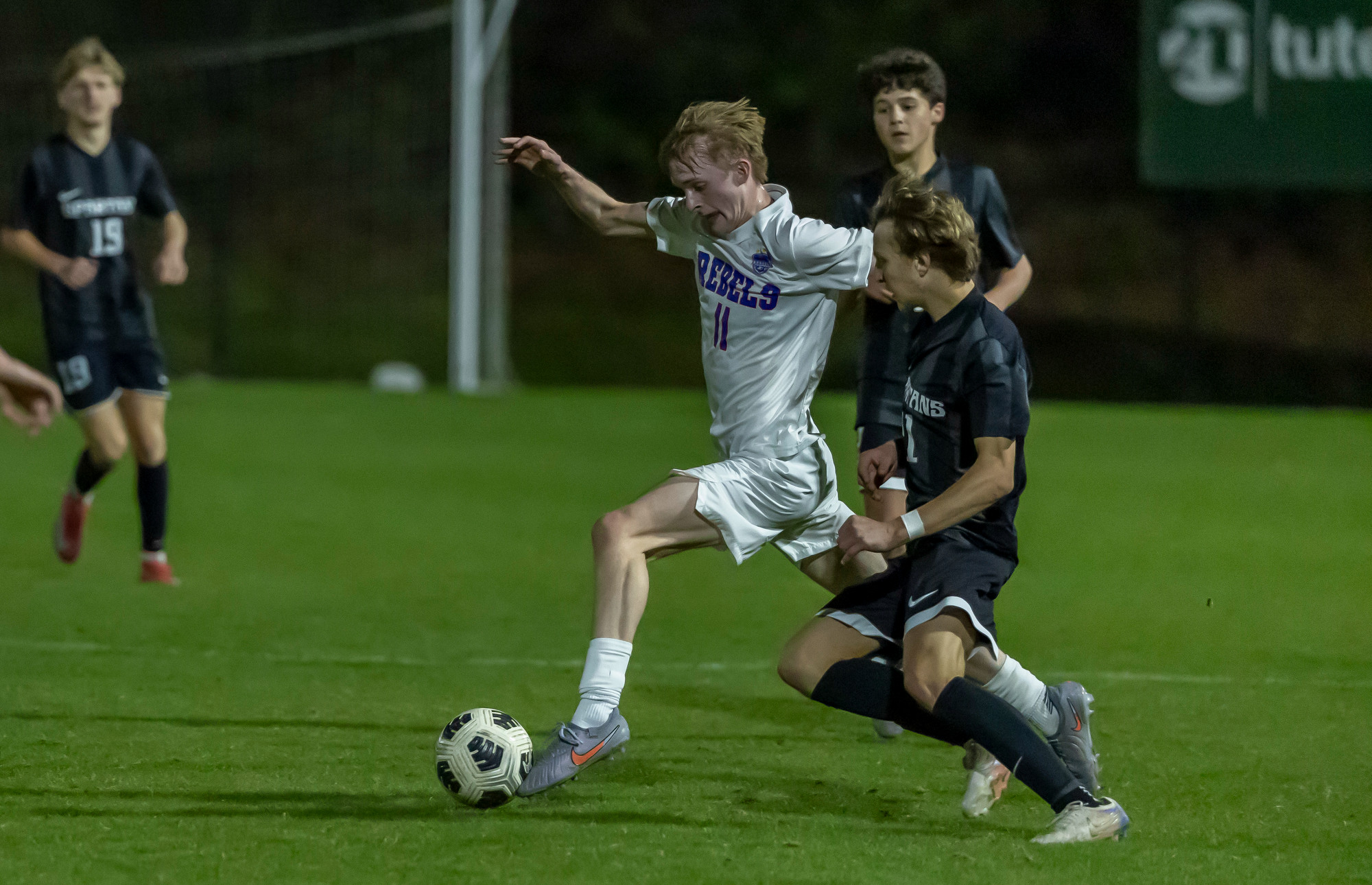 Vestavia Hills at Mountain Brook boys soccer - al.com