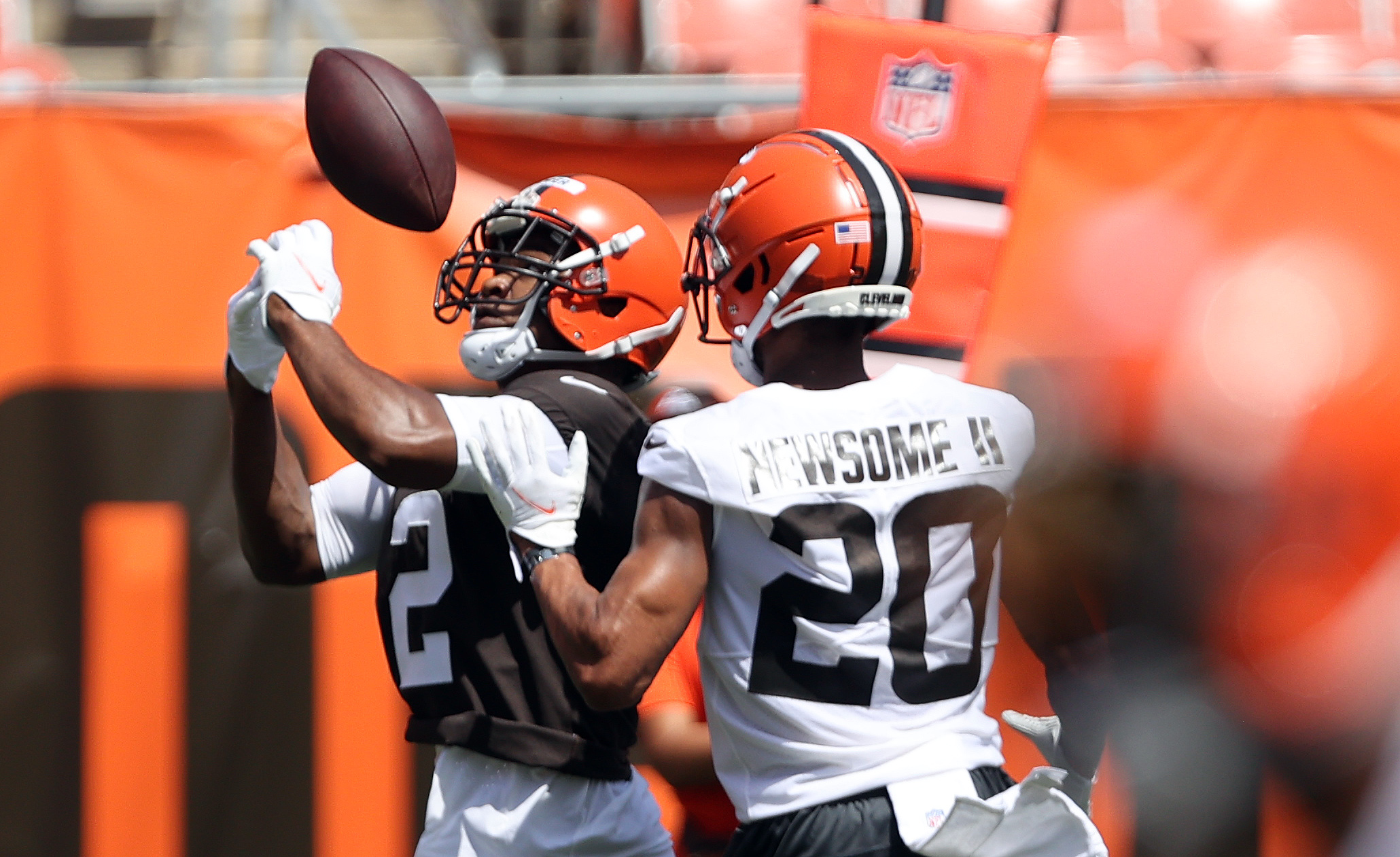 Denzel Ward returns to Cleveland Browns training camp practice