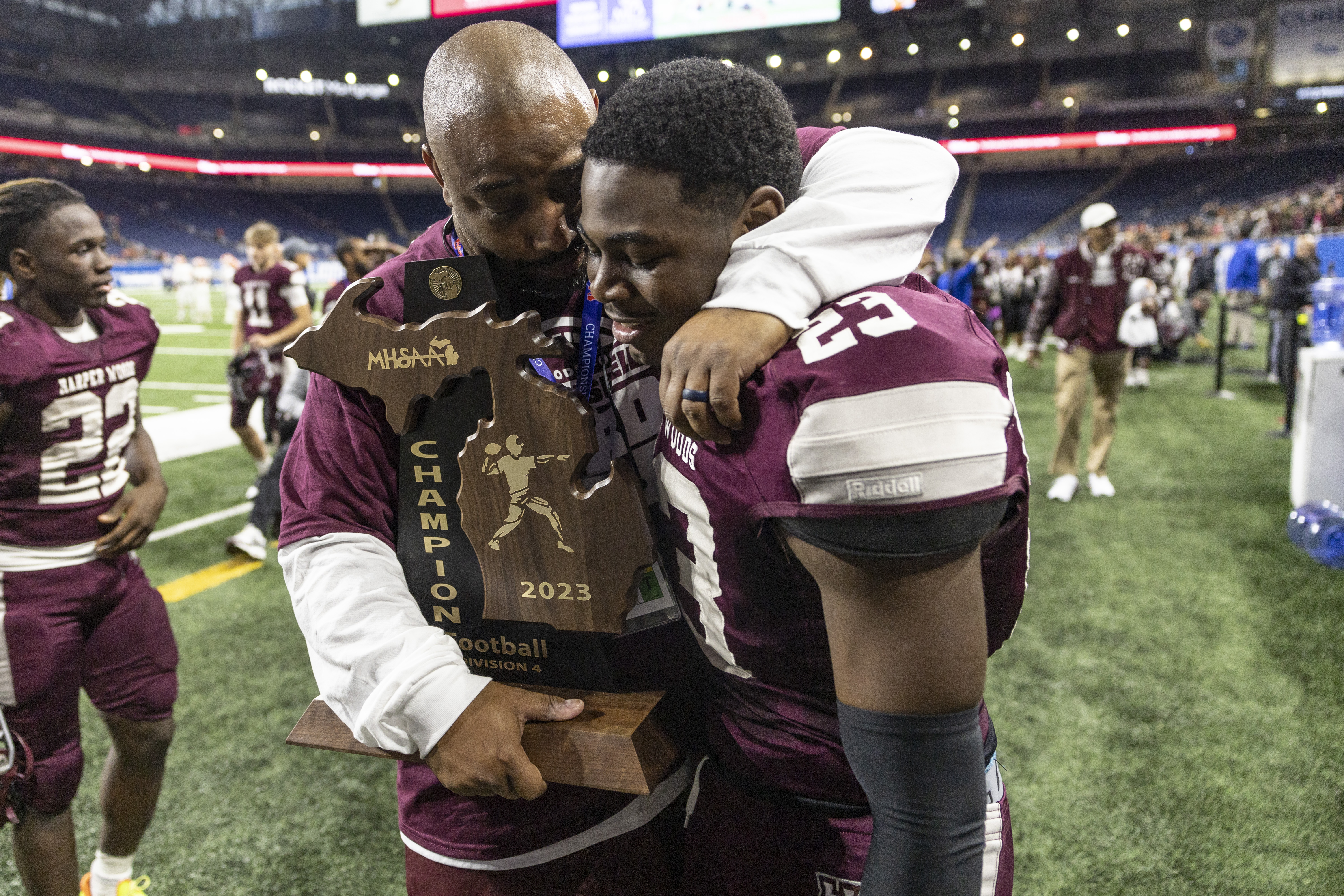 Our favorite photos from the 2023 MHSAA football finals - mlive.com
