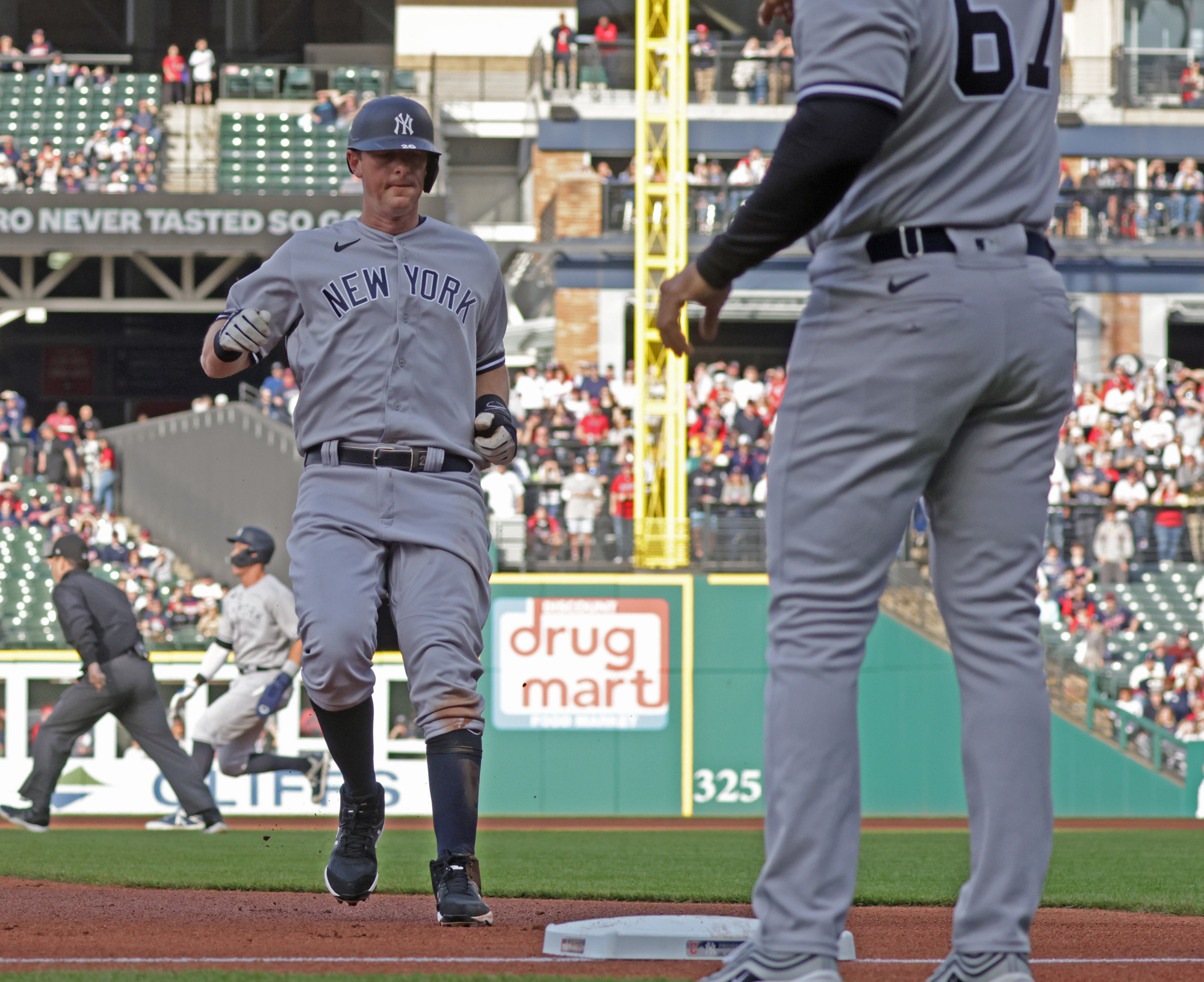 Yankees OF Franchy Cordero's hot bat could punch Aaron Hicks