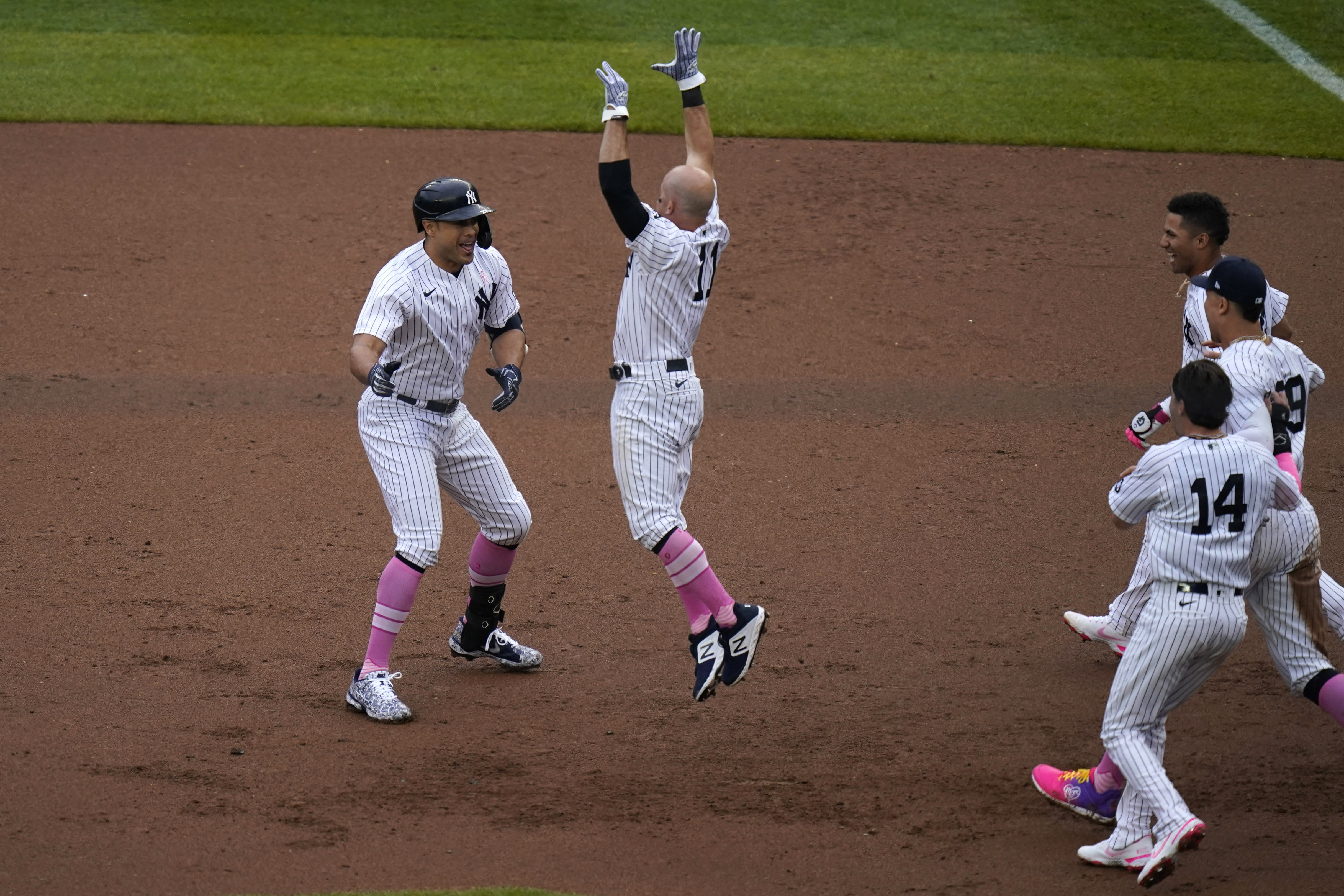 Starlin Castro's solo home run, 05/18/2021