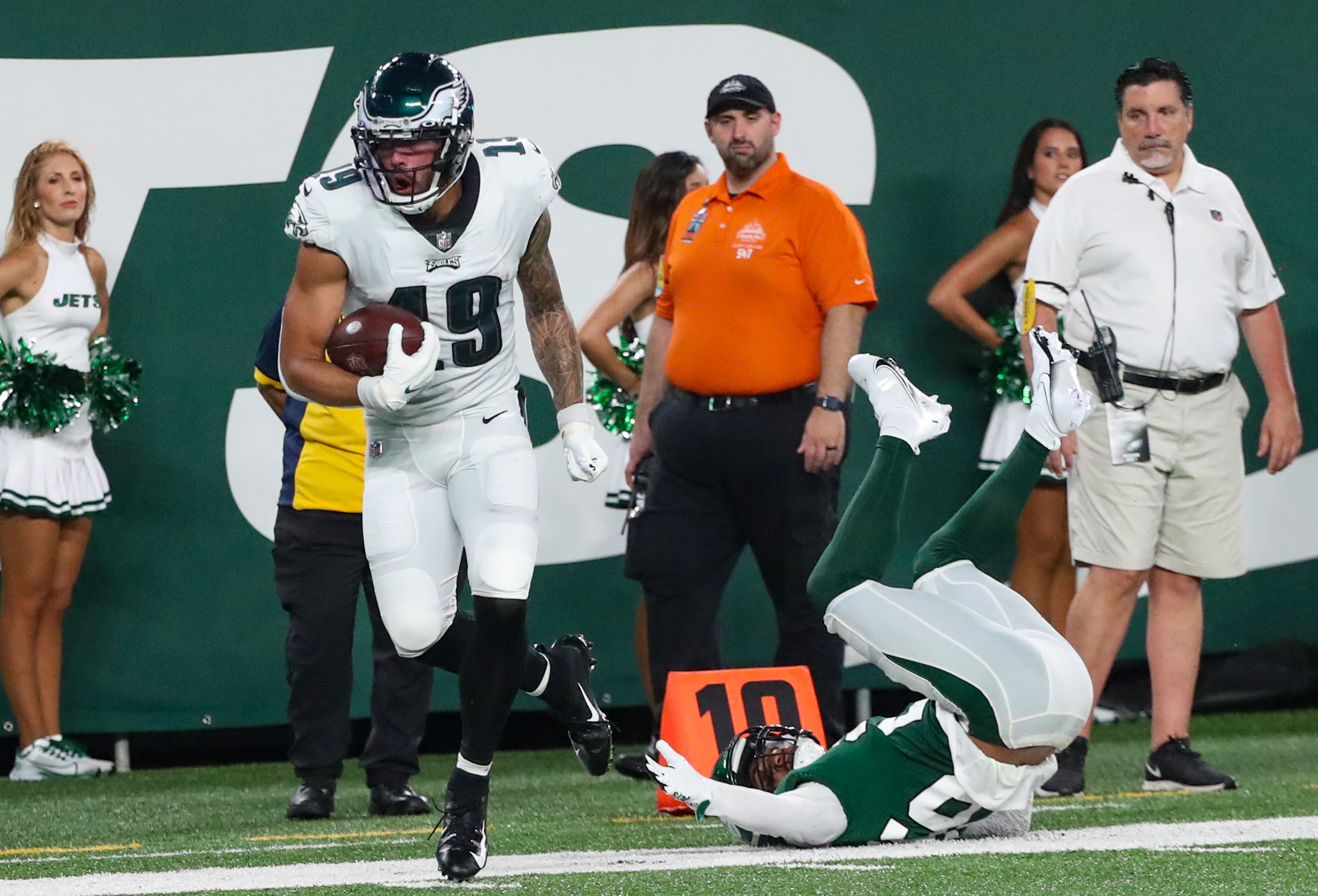 Eagles' 53-man roster prediction: Who fills out running back, cornerback  depth charts? How many wide receivers stick around? 