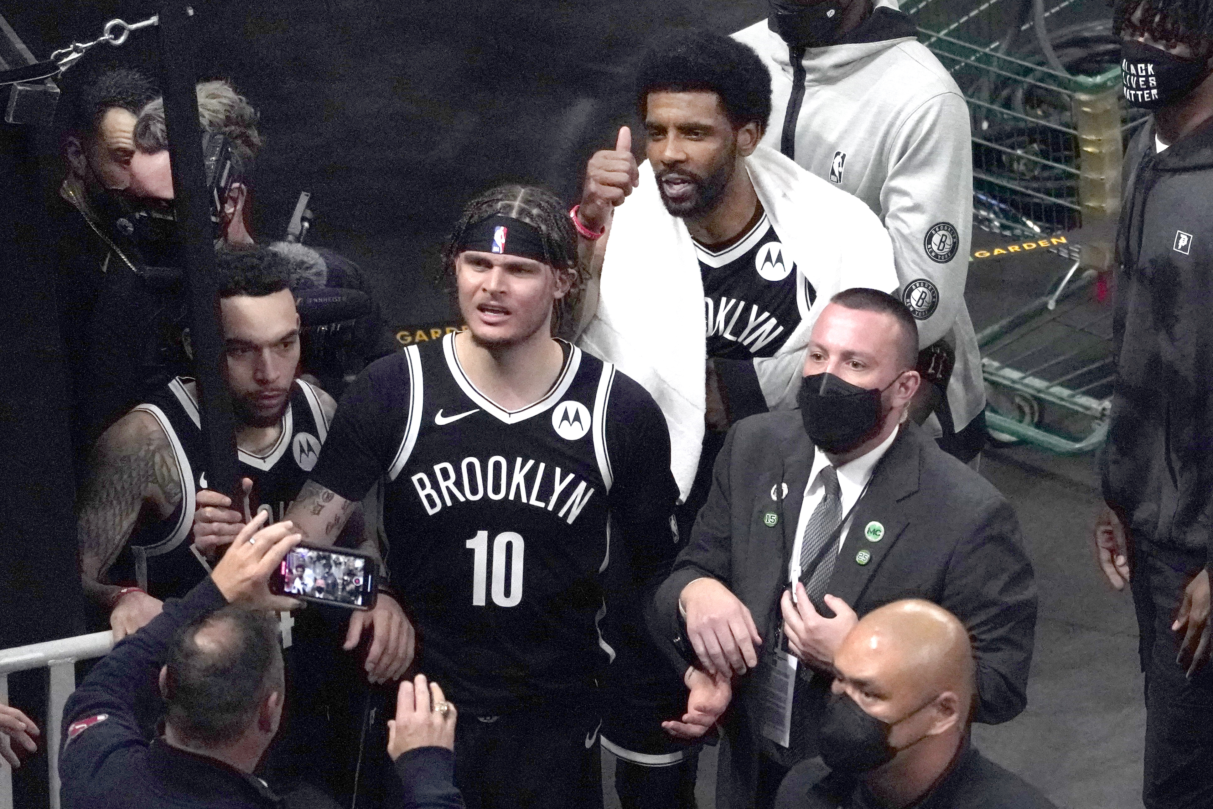 Kyrie Irving return: Water bottle thrown at Nets star after Game 4 win over  Celtics at TD Garden 