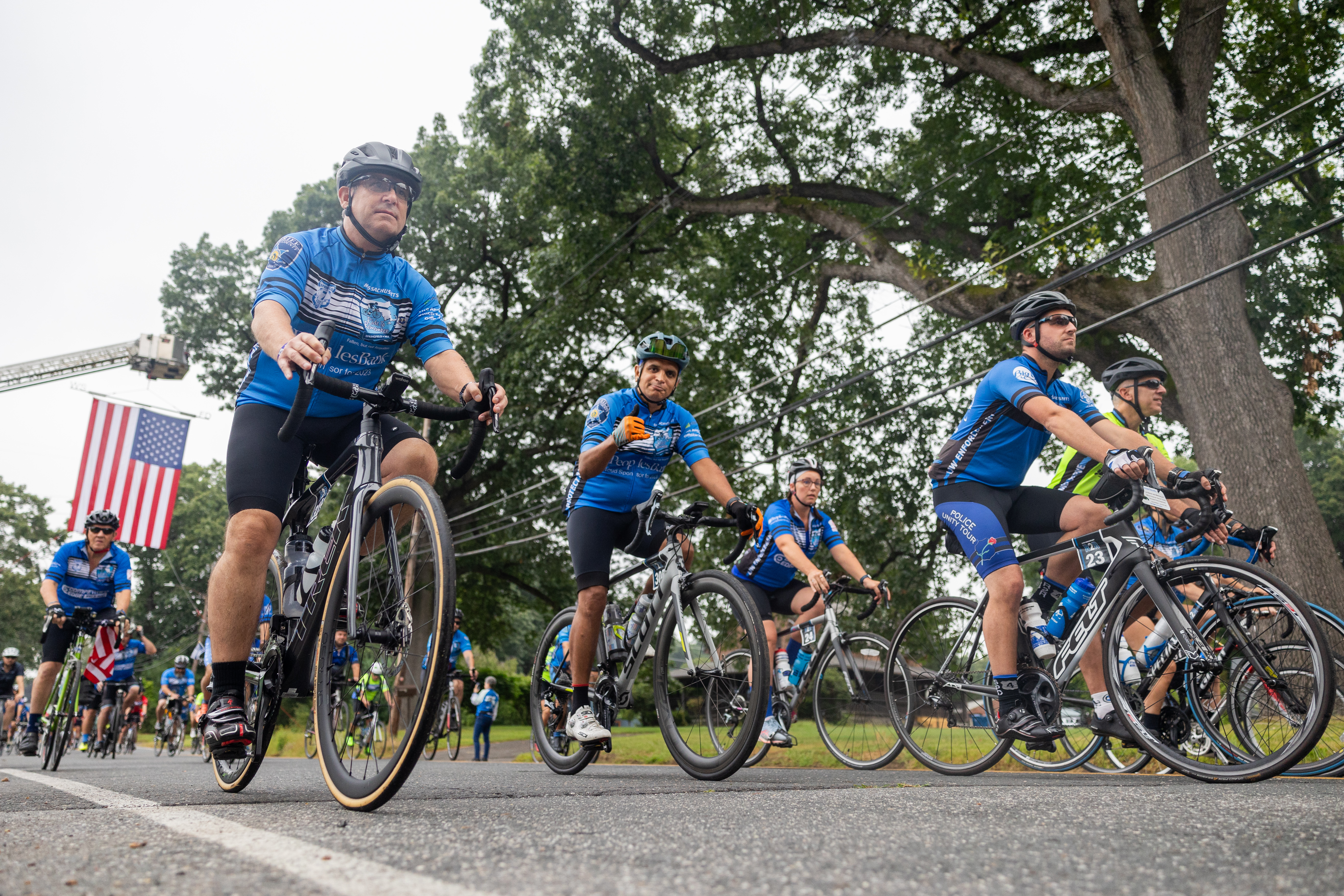 Ride & Run to Remember ~ Law Enforcement Officers Cycling Jersey Men's Med  FSP