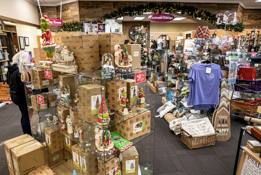 Rhoads Hallmark & Gift Shop closing in Hummelstown