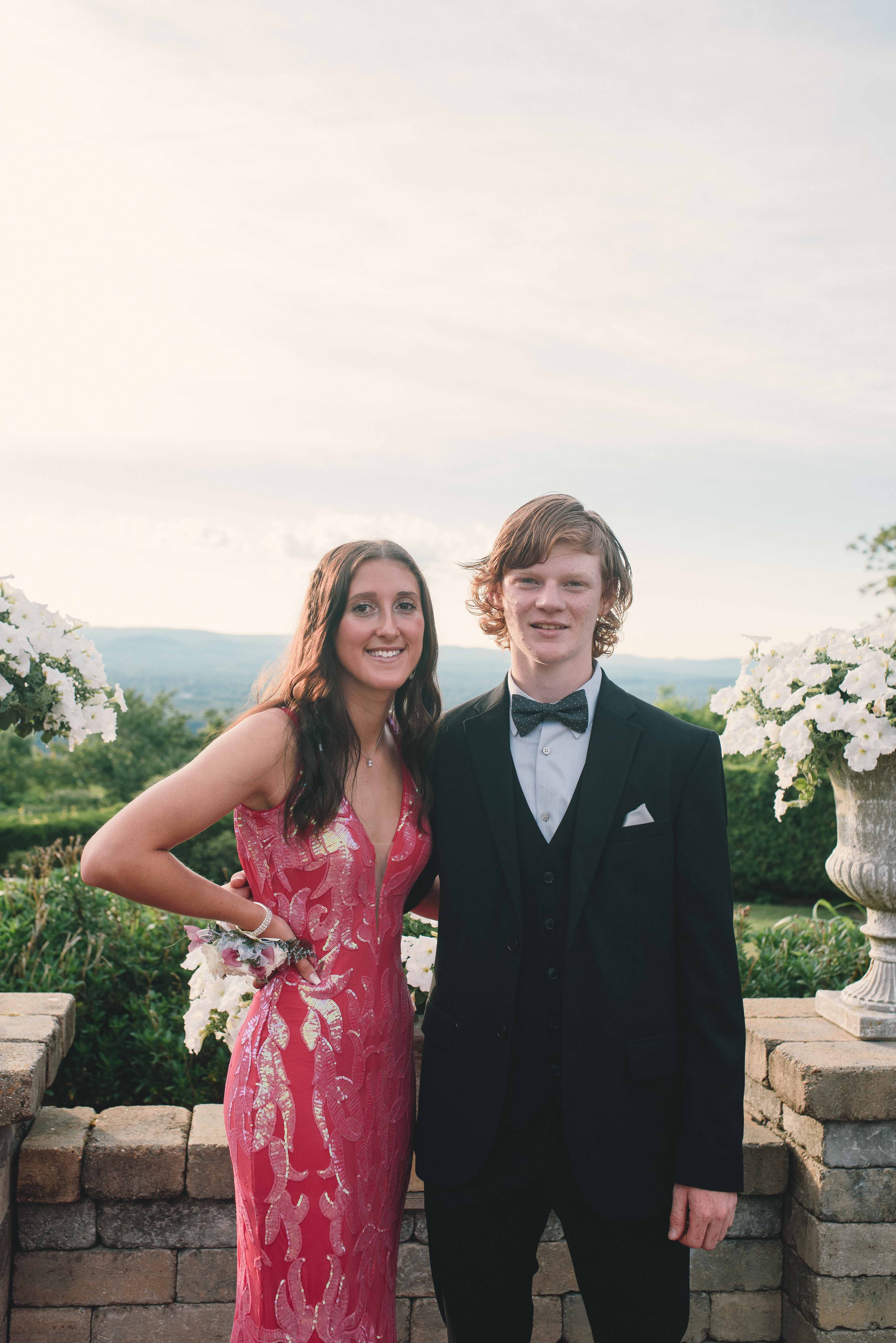 2021 Prom Photos: West Springfield High School Prom at the Log Cabin In ...