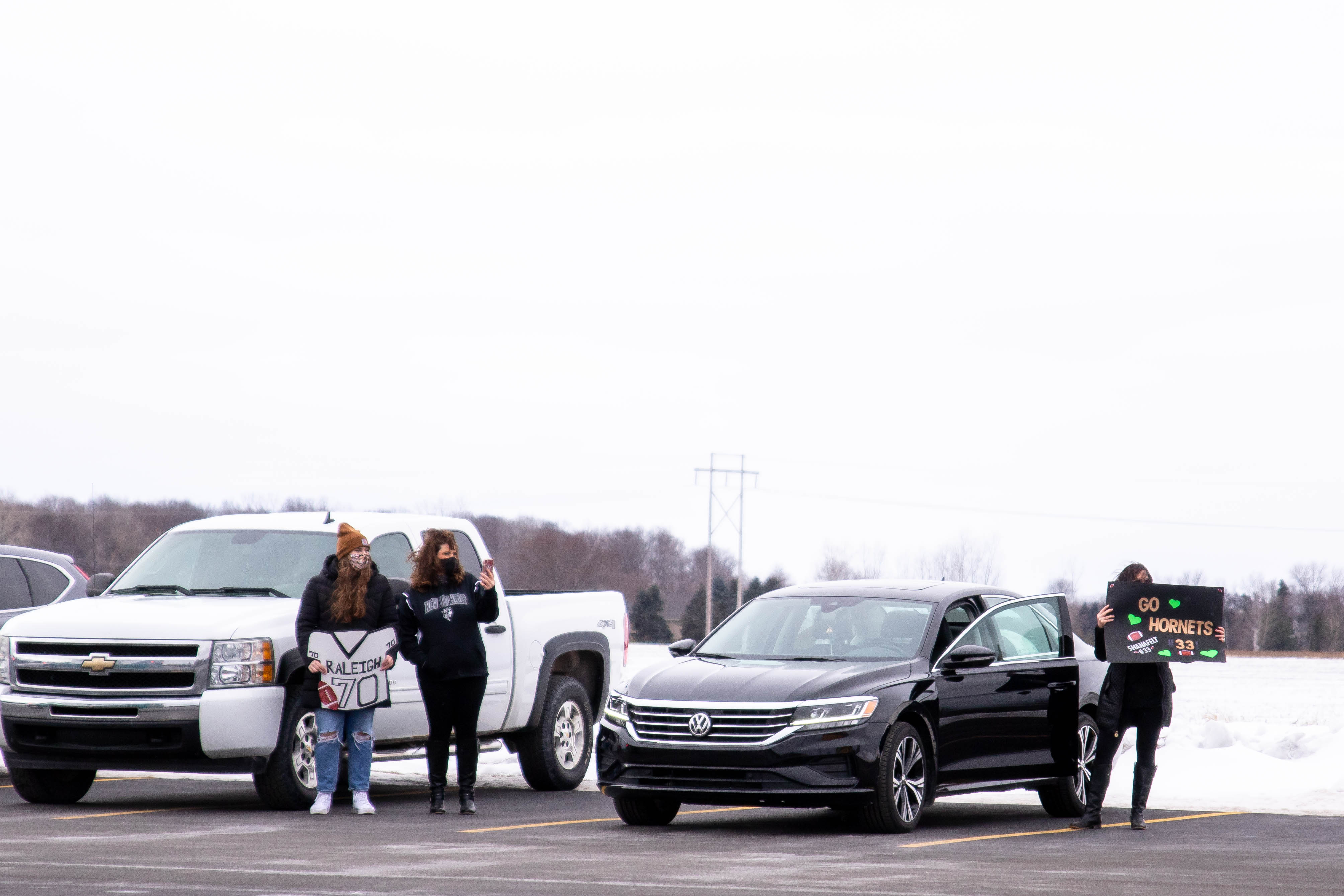 New Lothrop community gives sendoff to championship bound football team