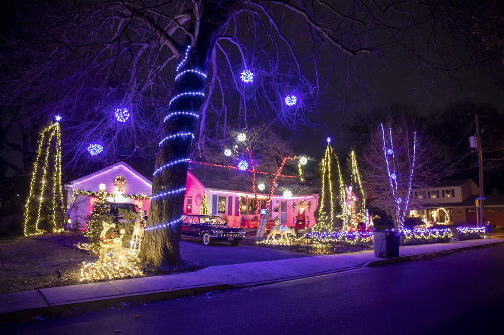 Local outdoor Christmas displays light up Midstate