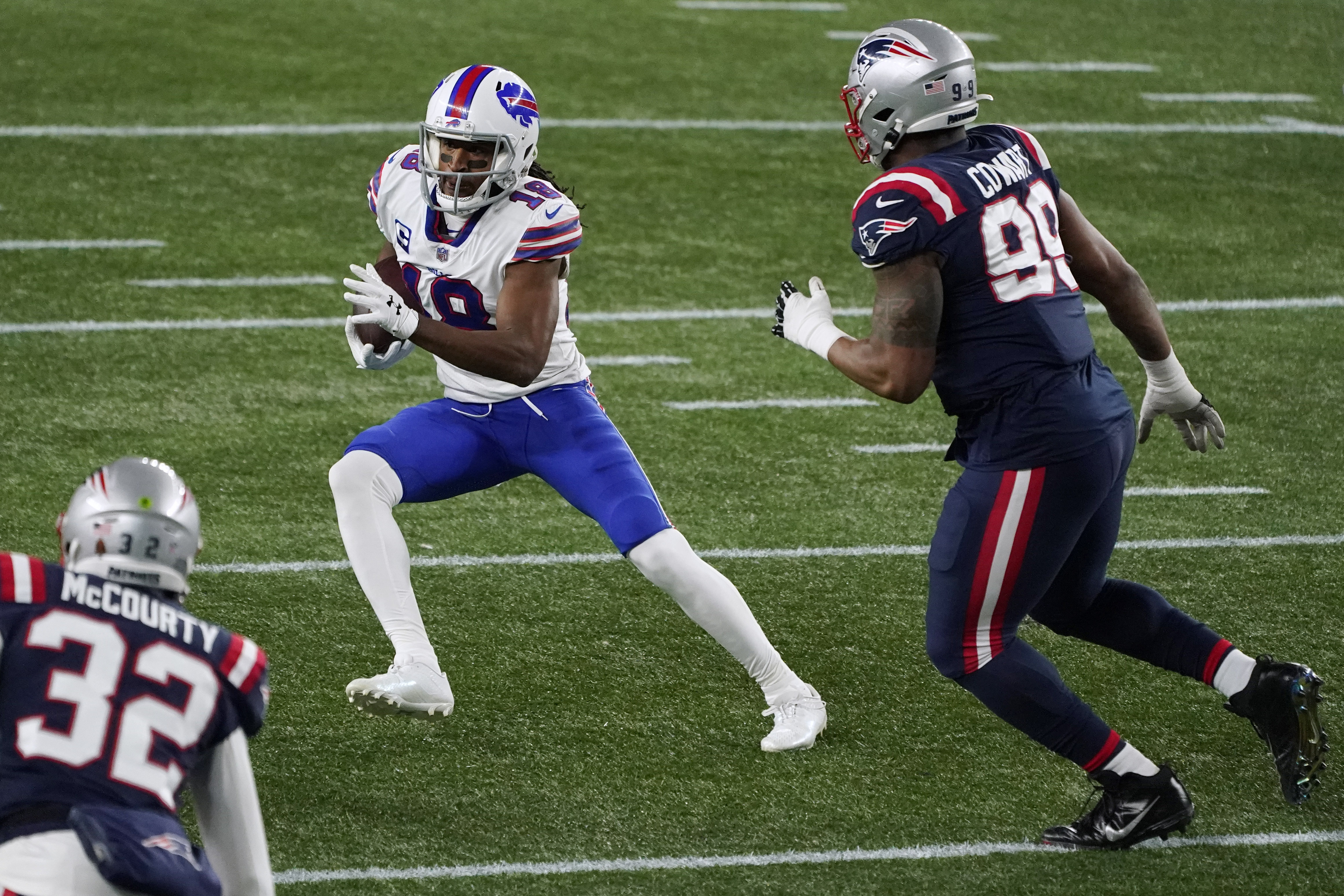 Buffalo Bills 38-9 New England Patriots: Josh Allen breaks Jim Kelly's  franchise record in blowout win, NFL News