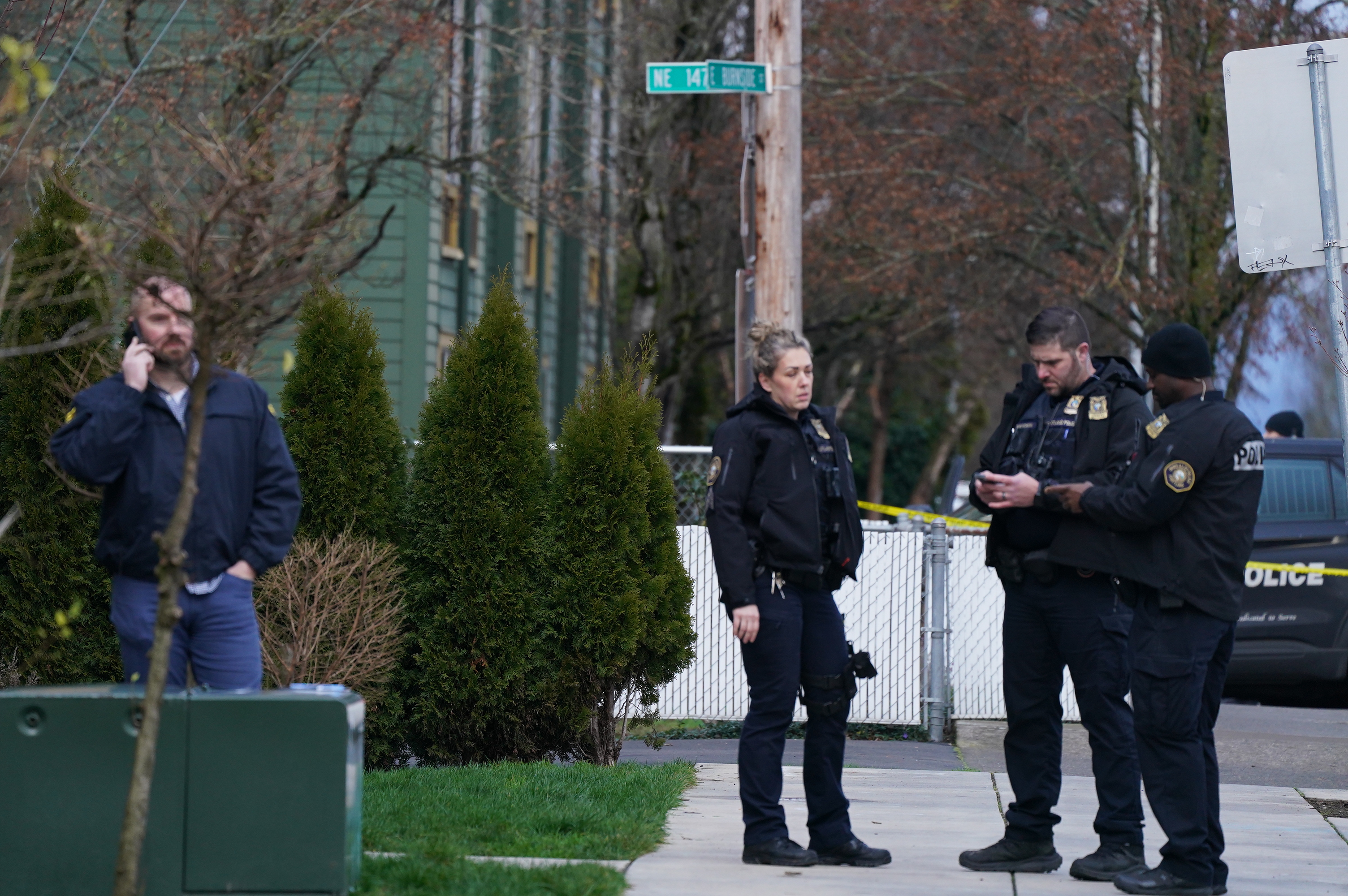 Two shot by federal immigration agents in Portland - oregonlive.com