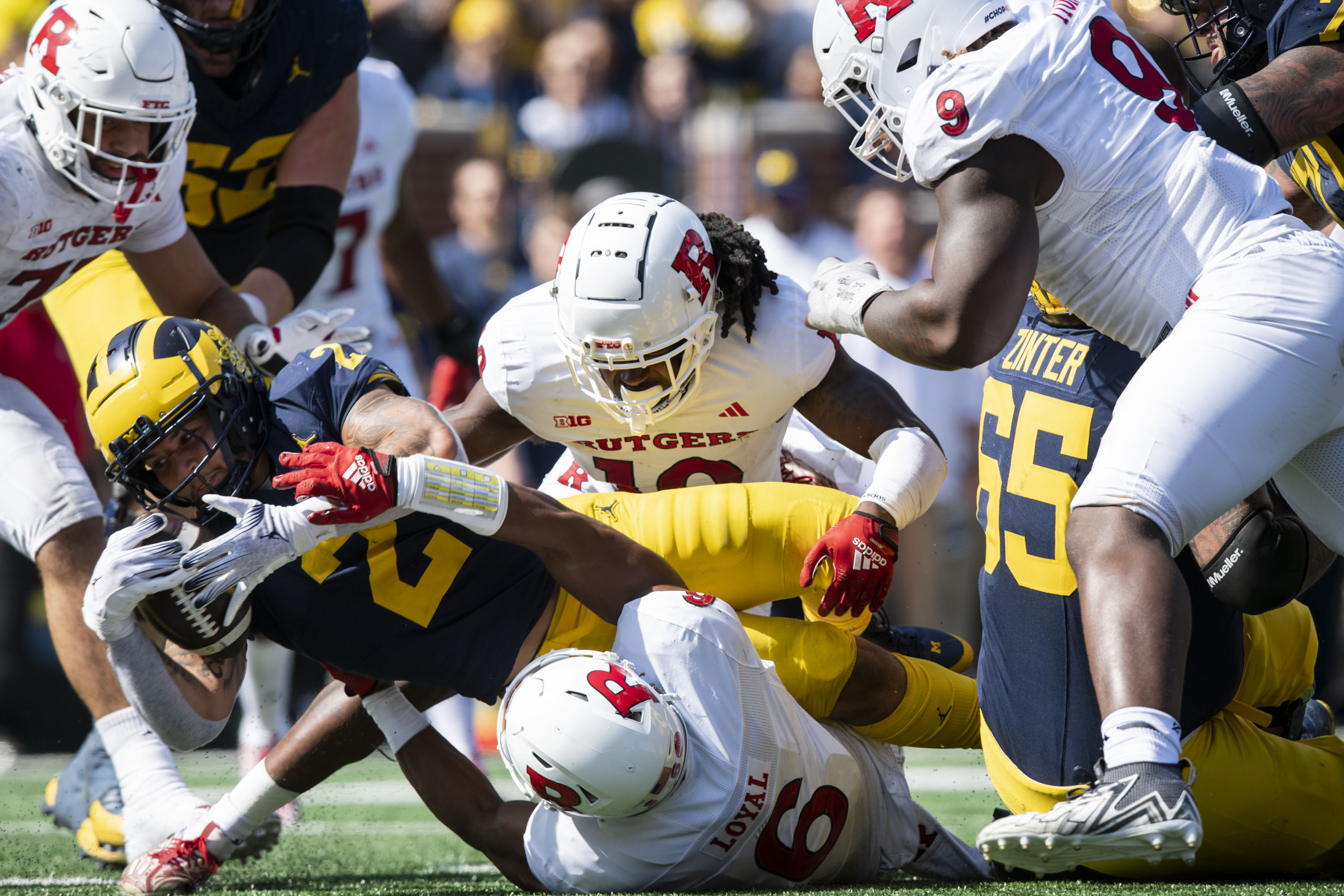 Michigan WR Roman Wilson's highlight reel TD catch leaves team in awe 