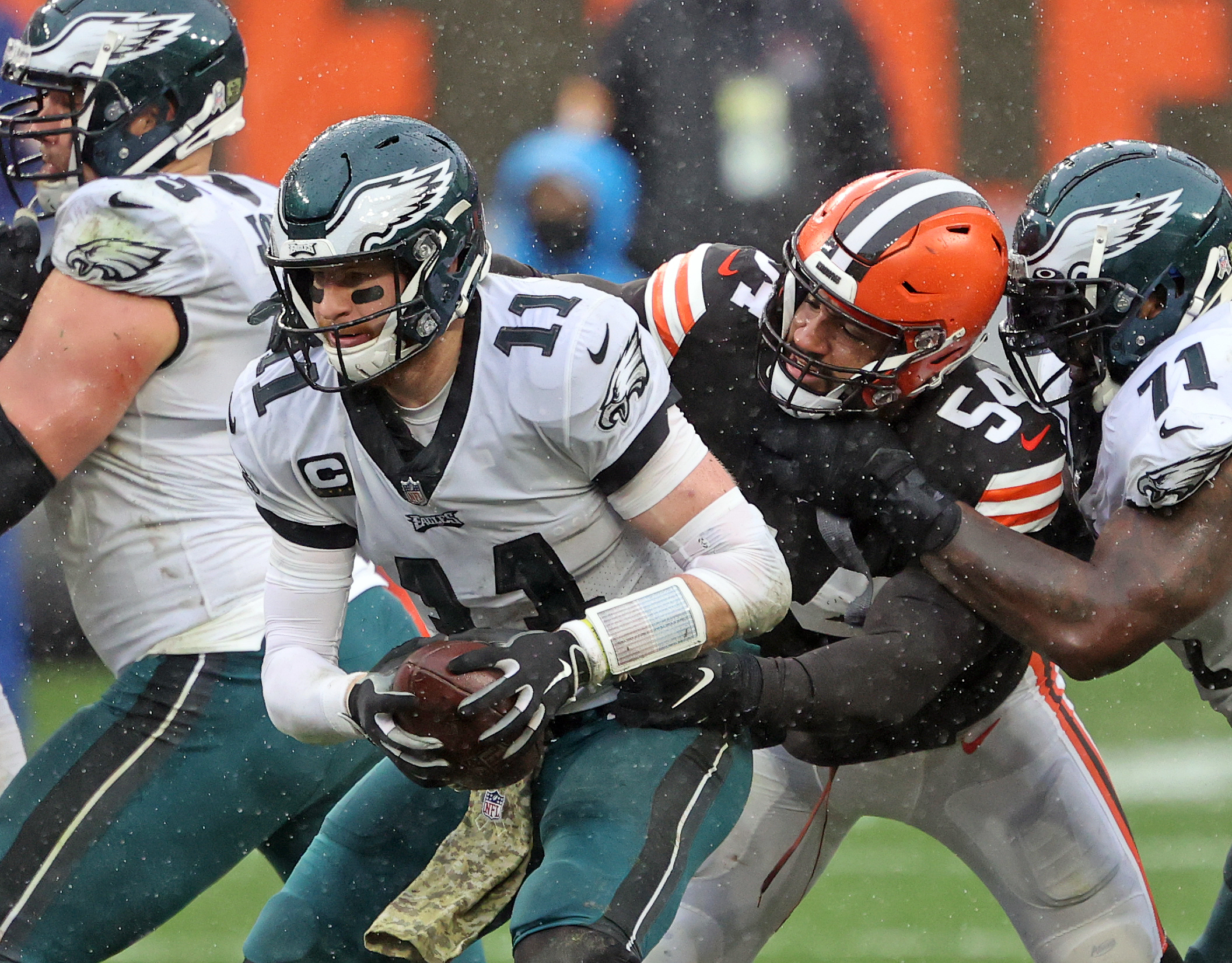 Colts sign athletic veteran linebacker Malik Jefferson