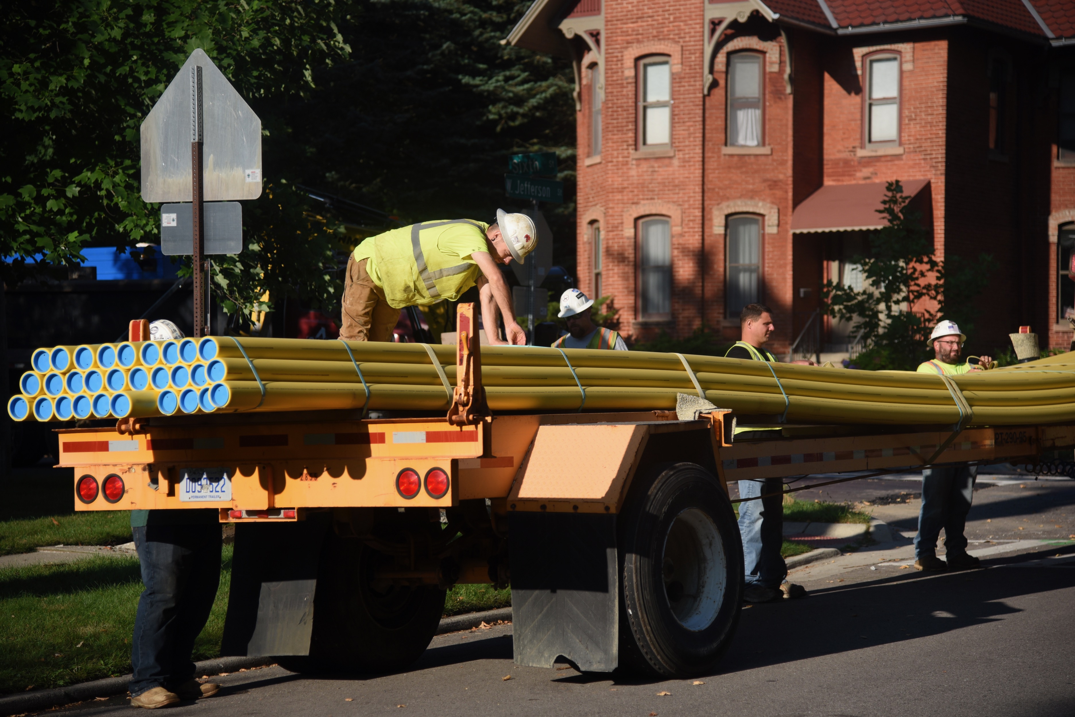 New gas lines installed in Ann Arbor's Old West Side neighborhood