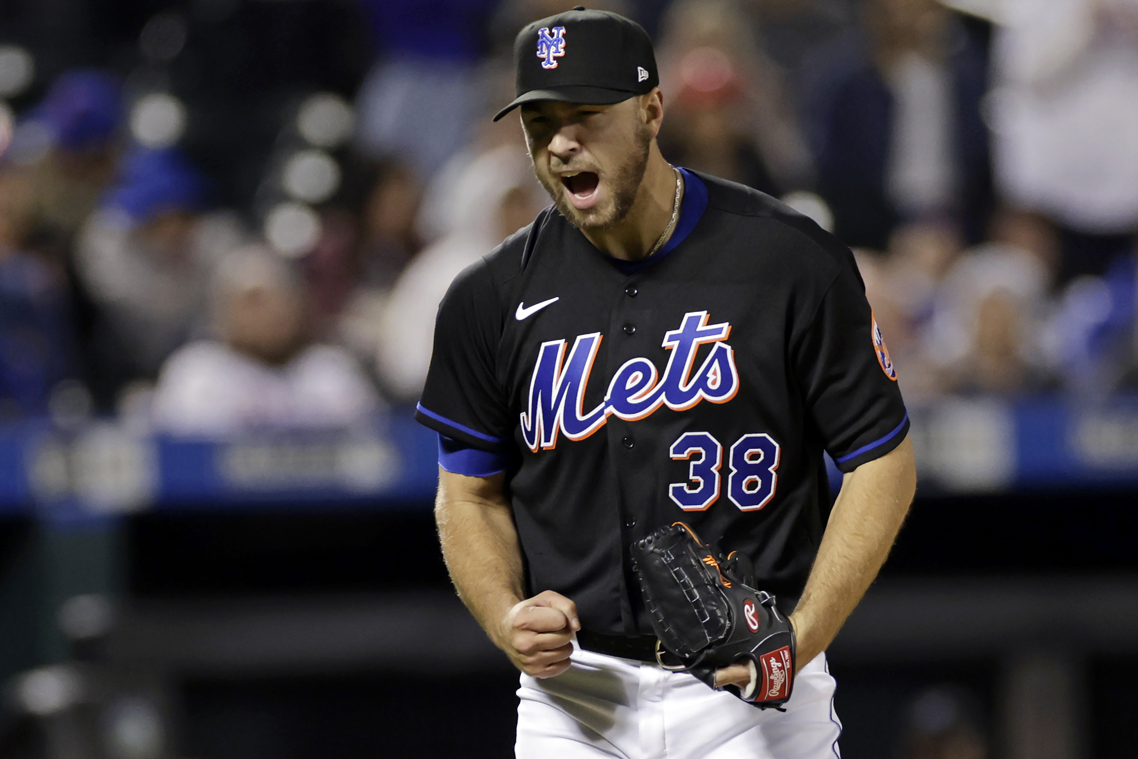 New York Mets to Use Black Jerseys for 1st Time Since 2012 Season