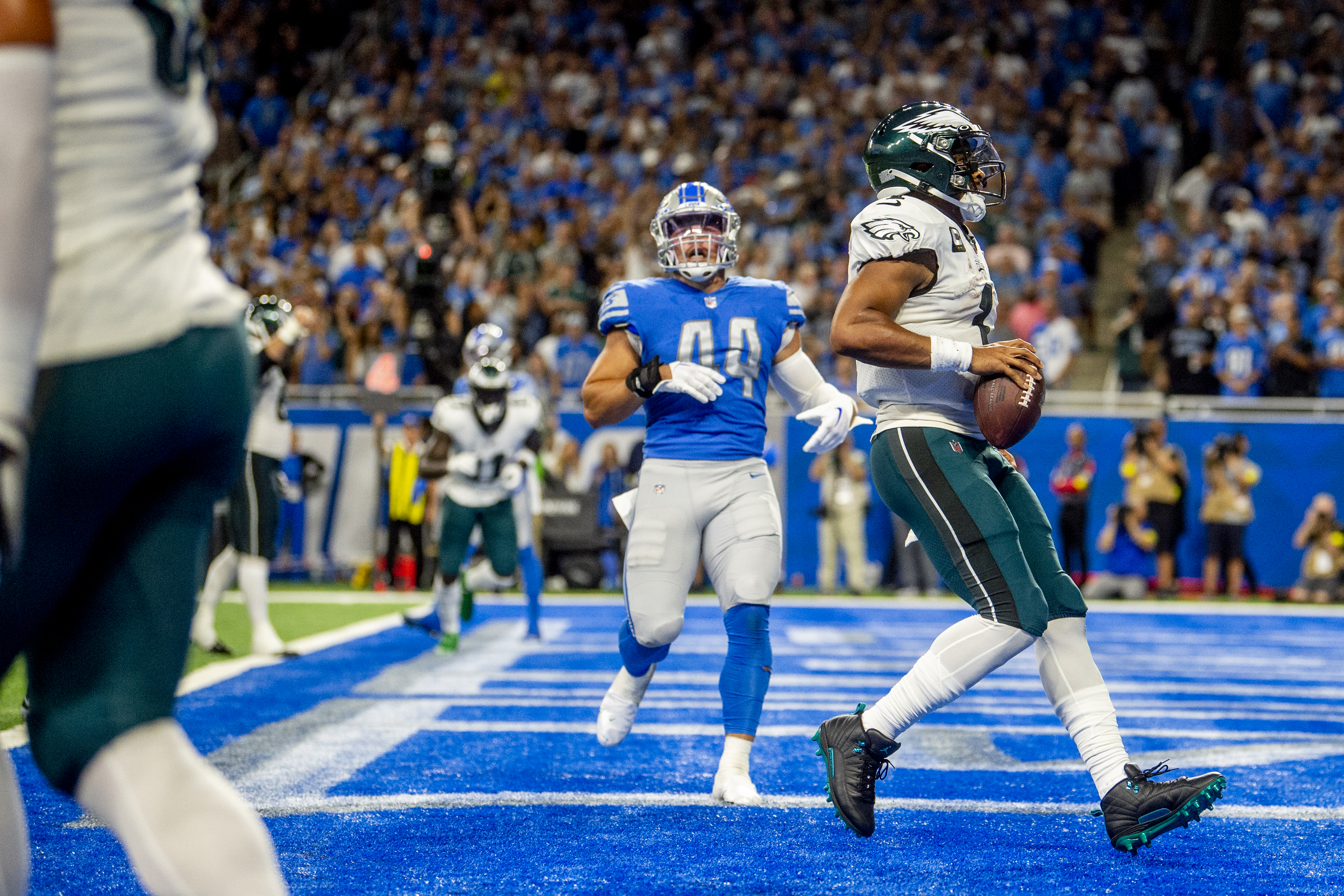 Eagles' James Bradberry returns an INT for a touchdown vs. Lions