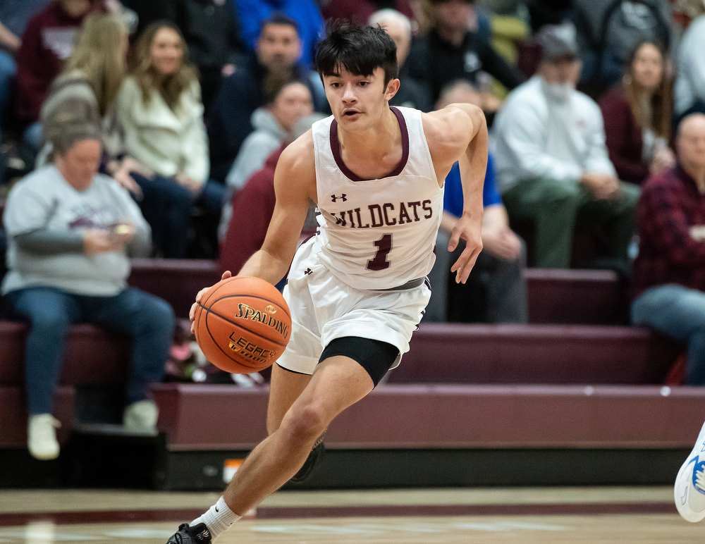 We play like we're 7-feet tall': Josh Smith's fire leads Mechanicsburg  basketball to district quarterfinals over Greencastle-Antrim 