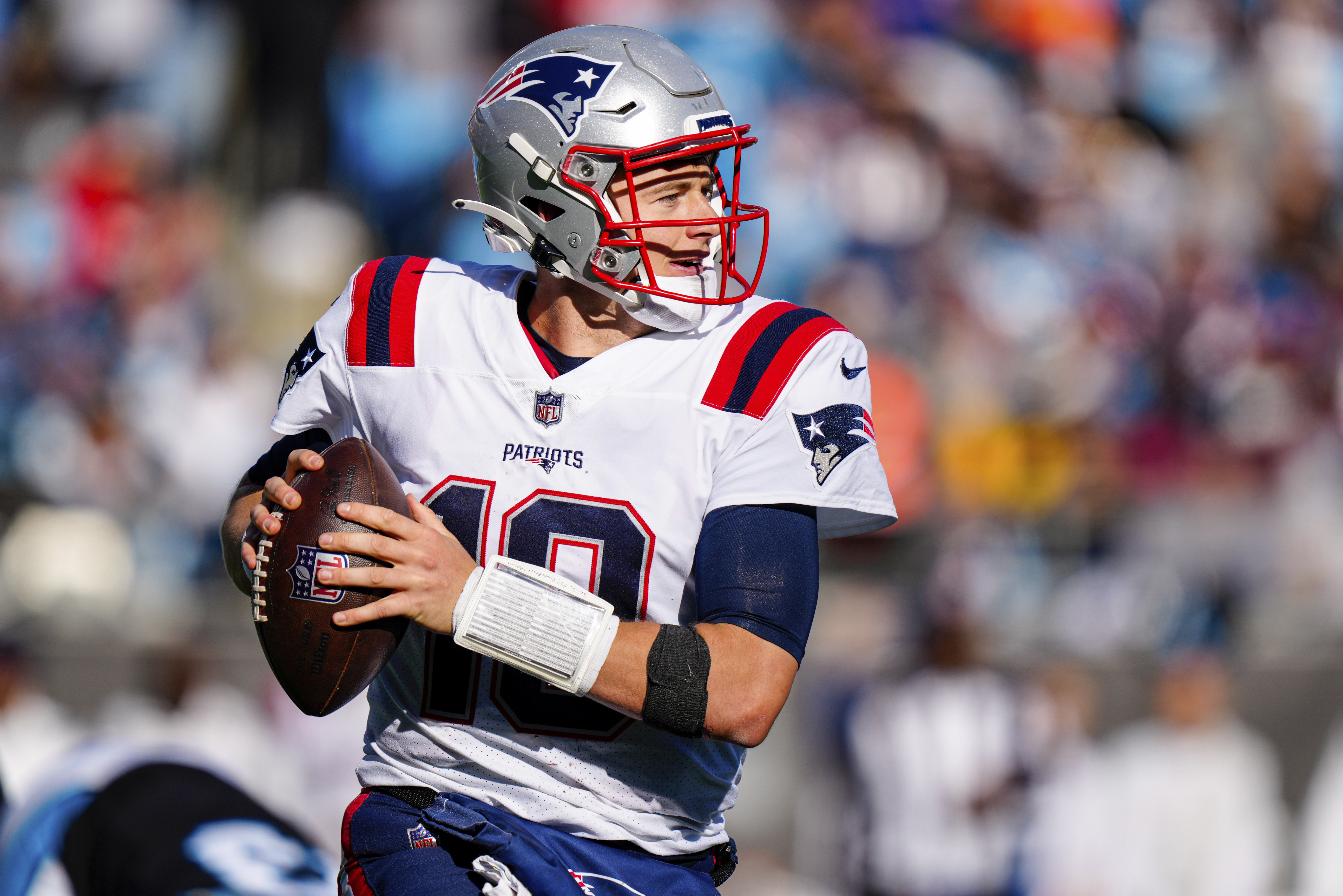 New England Patriots QB Mac Jones accused of 'dirty play' by