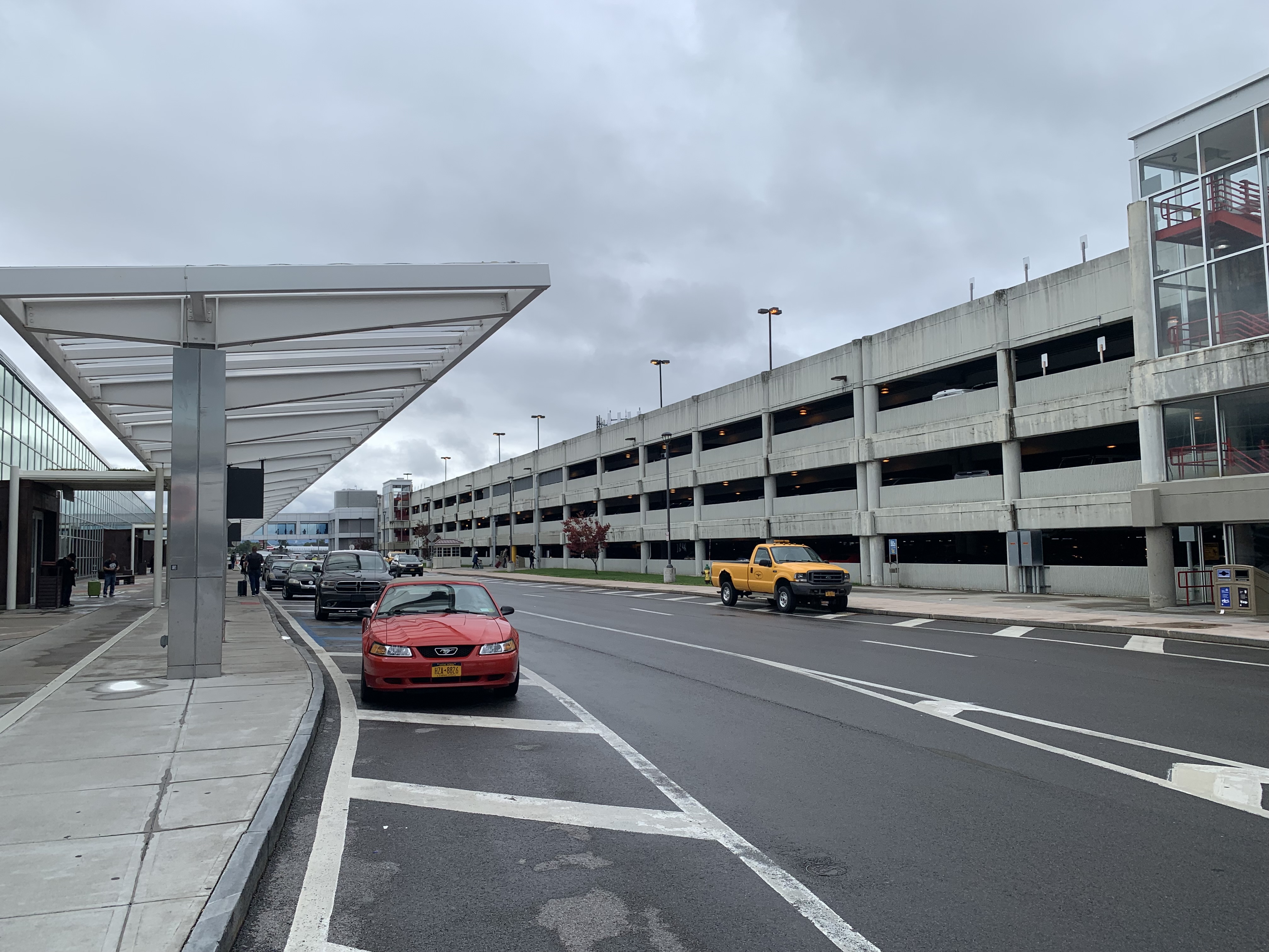 Parking & Transportation - Syracuse Hancock International Airport