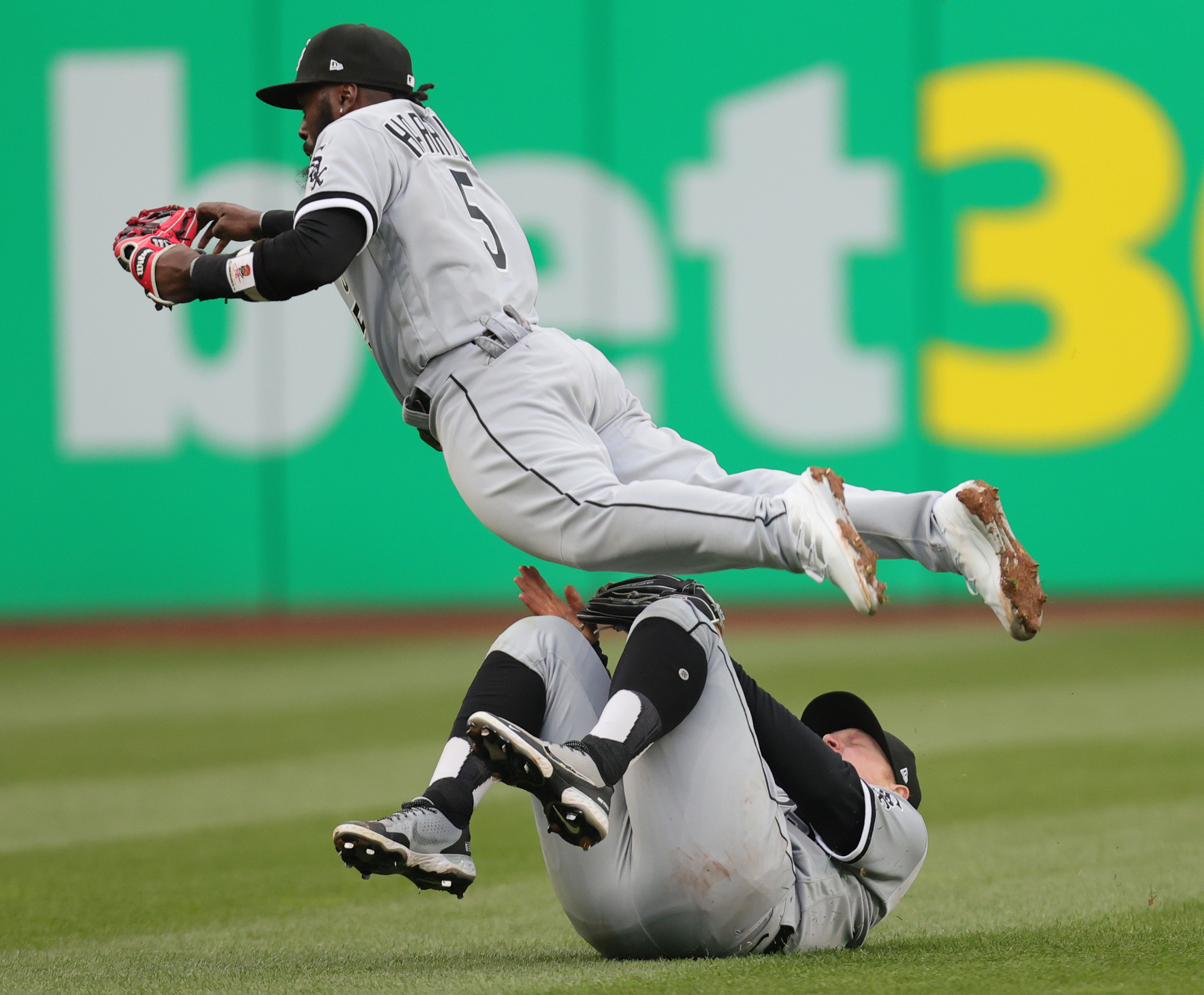 Josh Harrison of the Chicago White Sox catches a throw at second