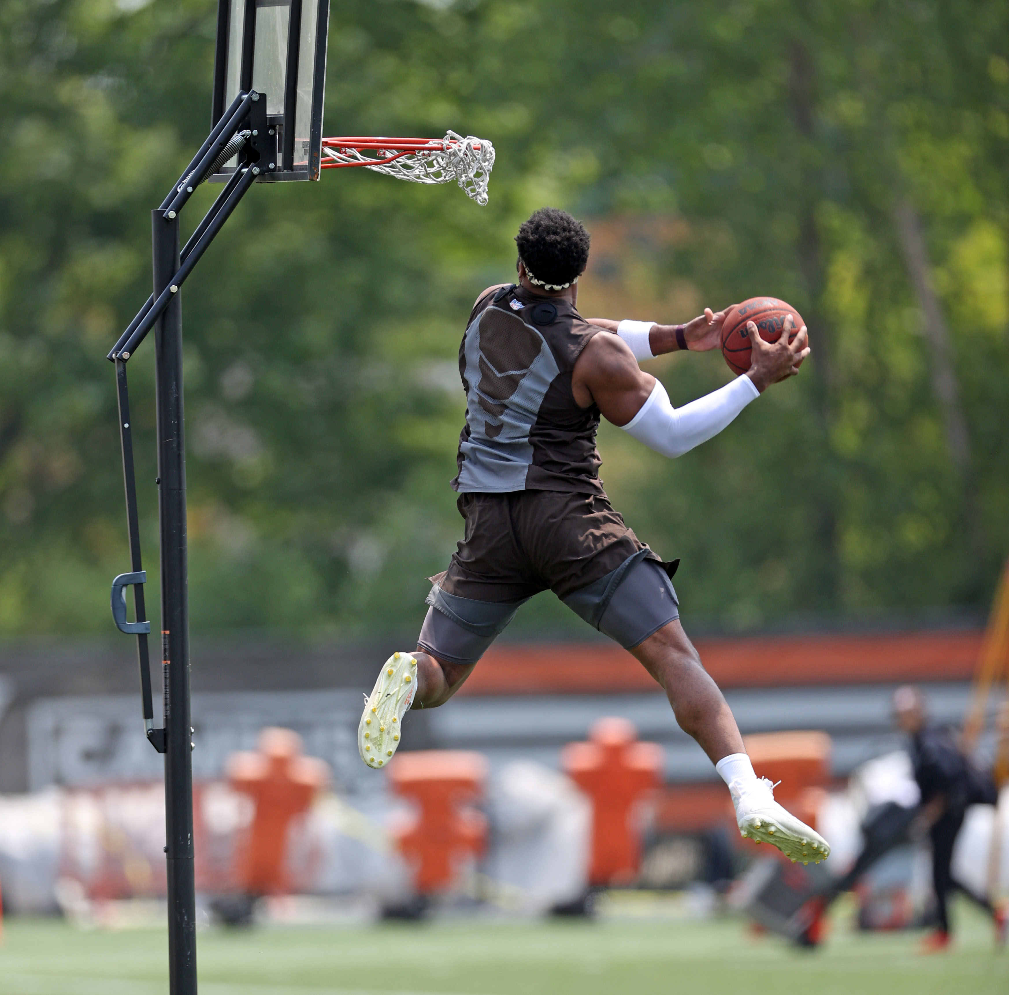 Cleveland Browns DE Myles Garrett delivers crucial play at a critical moment