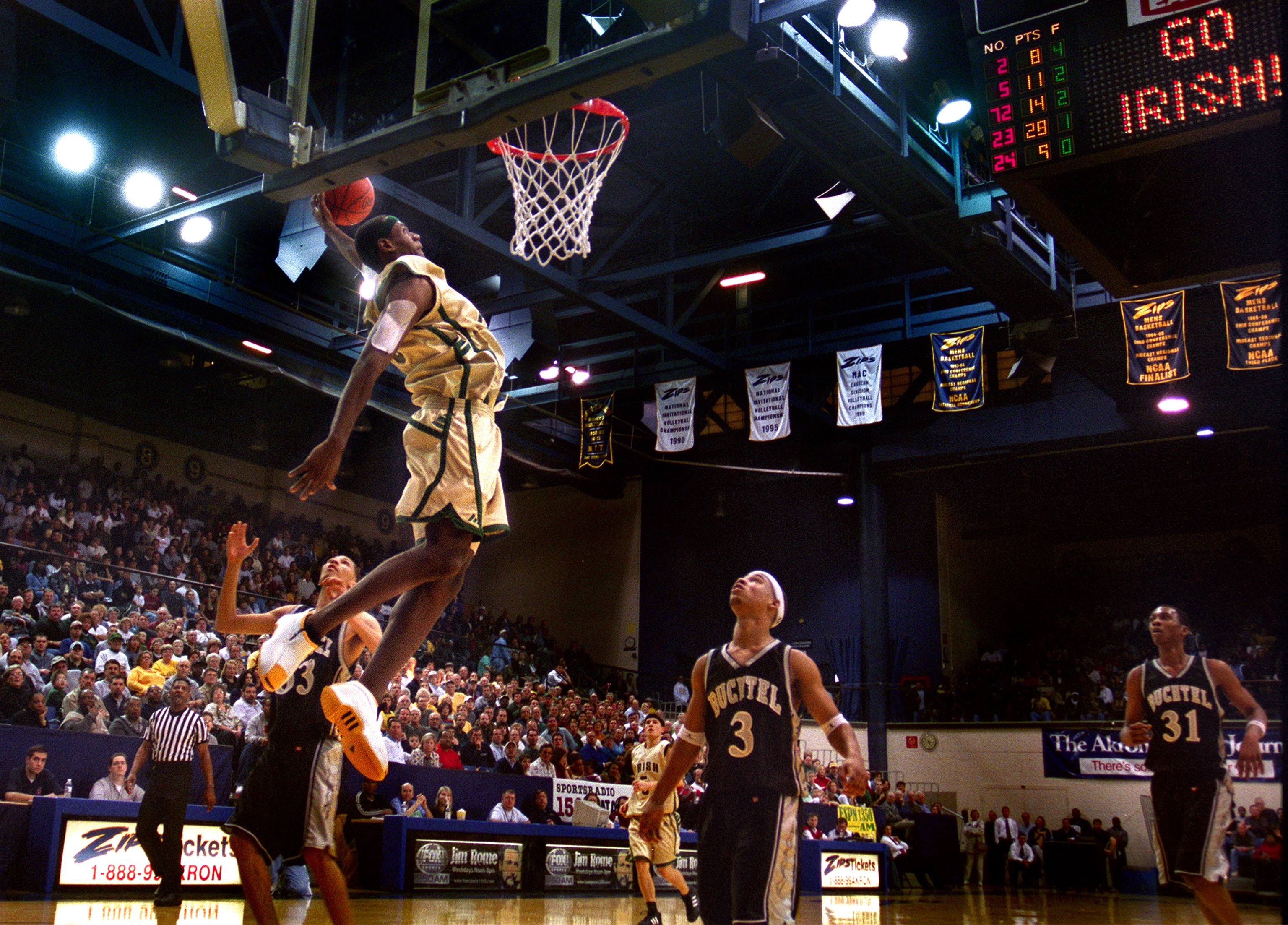 Akron Saint Vincent Saint Mary 's LeBron James goes up for a dunk in fourth quarter of action during Saint Vincent Saint Mary's rout of Akron Buchtel this afternoon at the James A. Rhodes Arena at the University of Akron.  Sunday January 27, 2002  (Chris Stephens/The Plain Dealer)