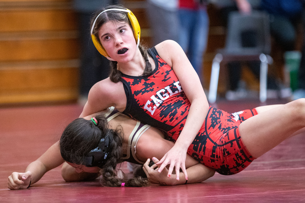 CV girls win in the finals at Gov. Mifflin Girls Wrestling Tournament