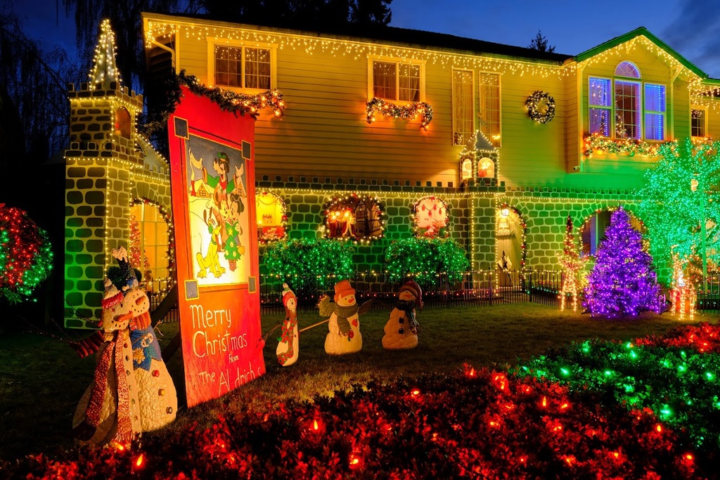 Independence holiday lights - oregonlive.com