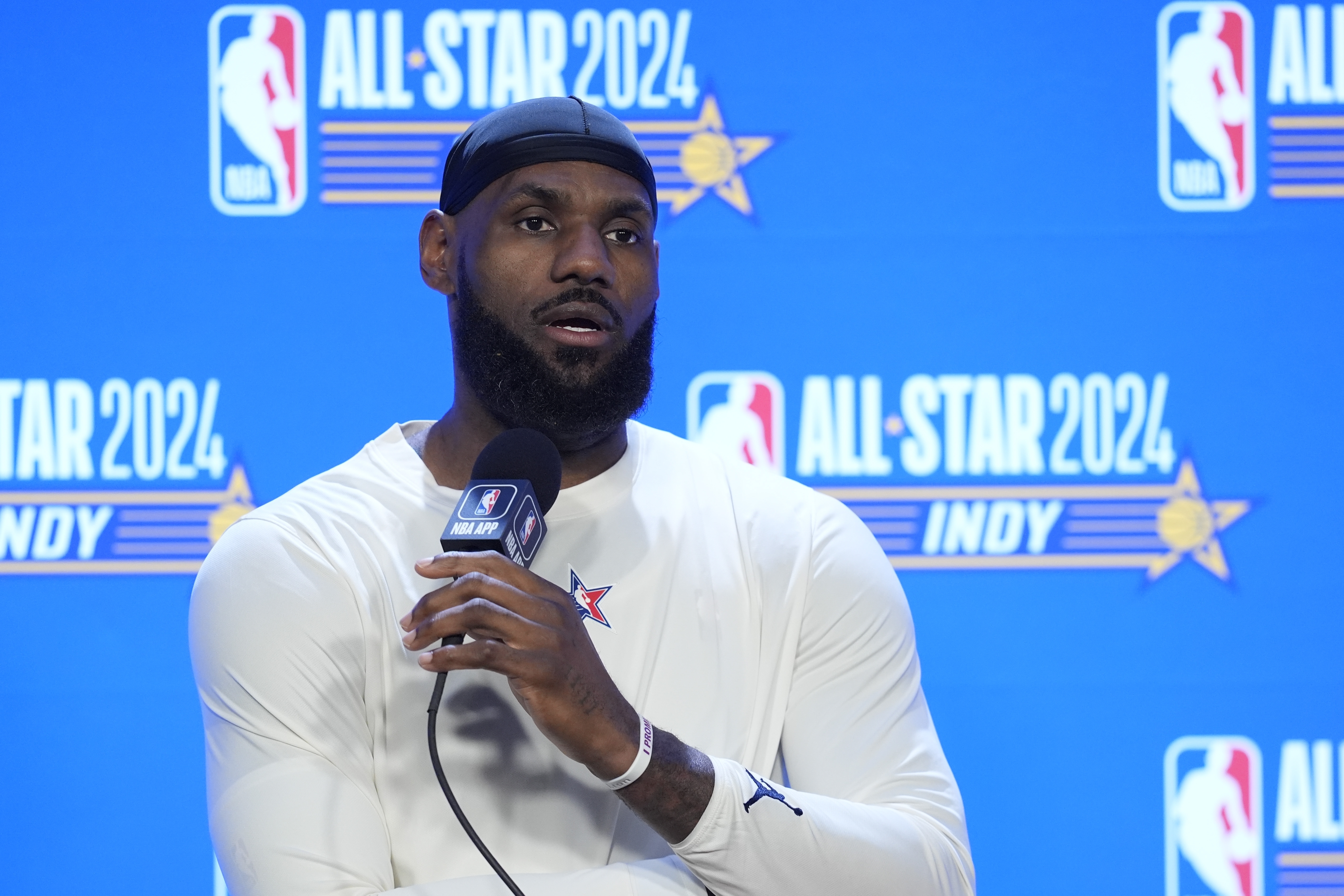 LeBron James Wants to Retire as a Los Angeles Laker