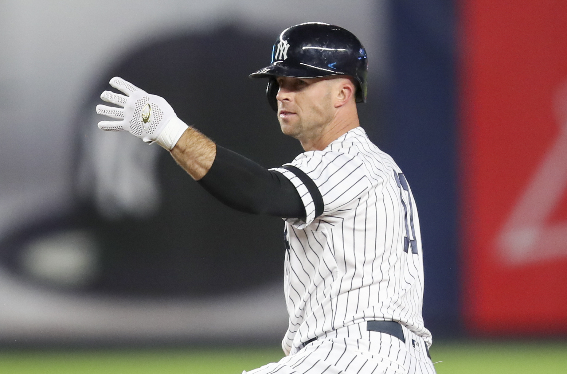 Yankees' Brett Gardner wants fan making bizarre sexual claims kept