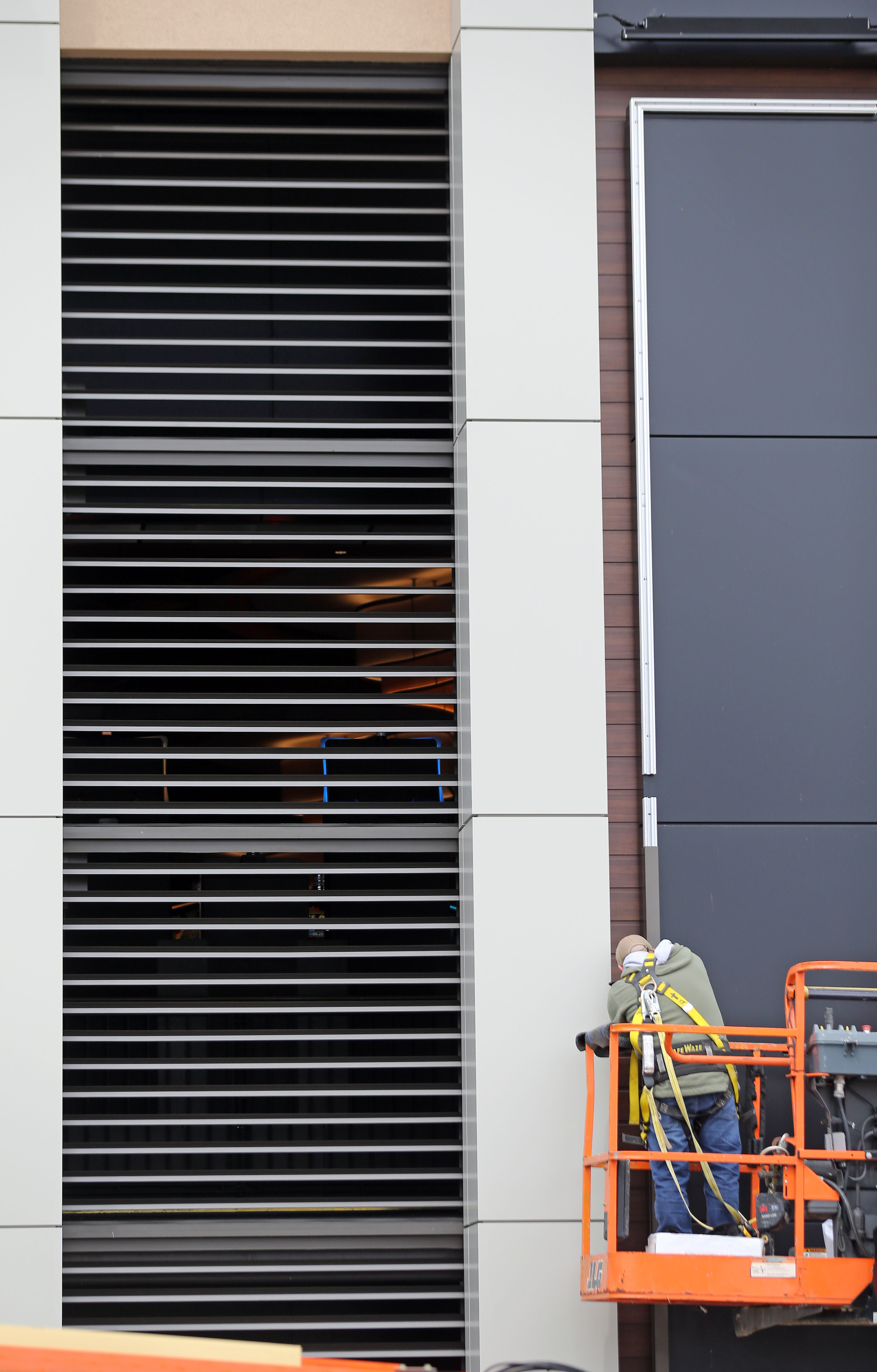 JACK Thistledown Racino’s brandnew outdoor gaming experience, Revel