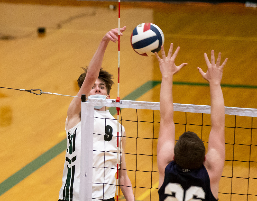 Central Dauphin defeated Chambersburg 30 in PIAA D33A boys volleyball