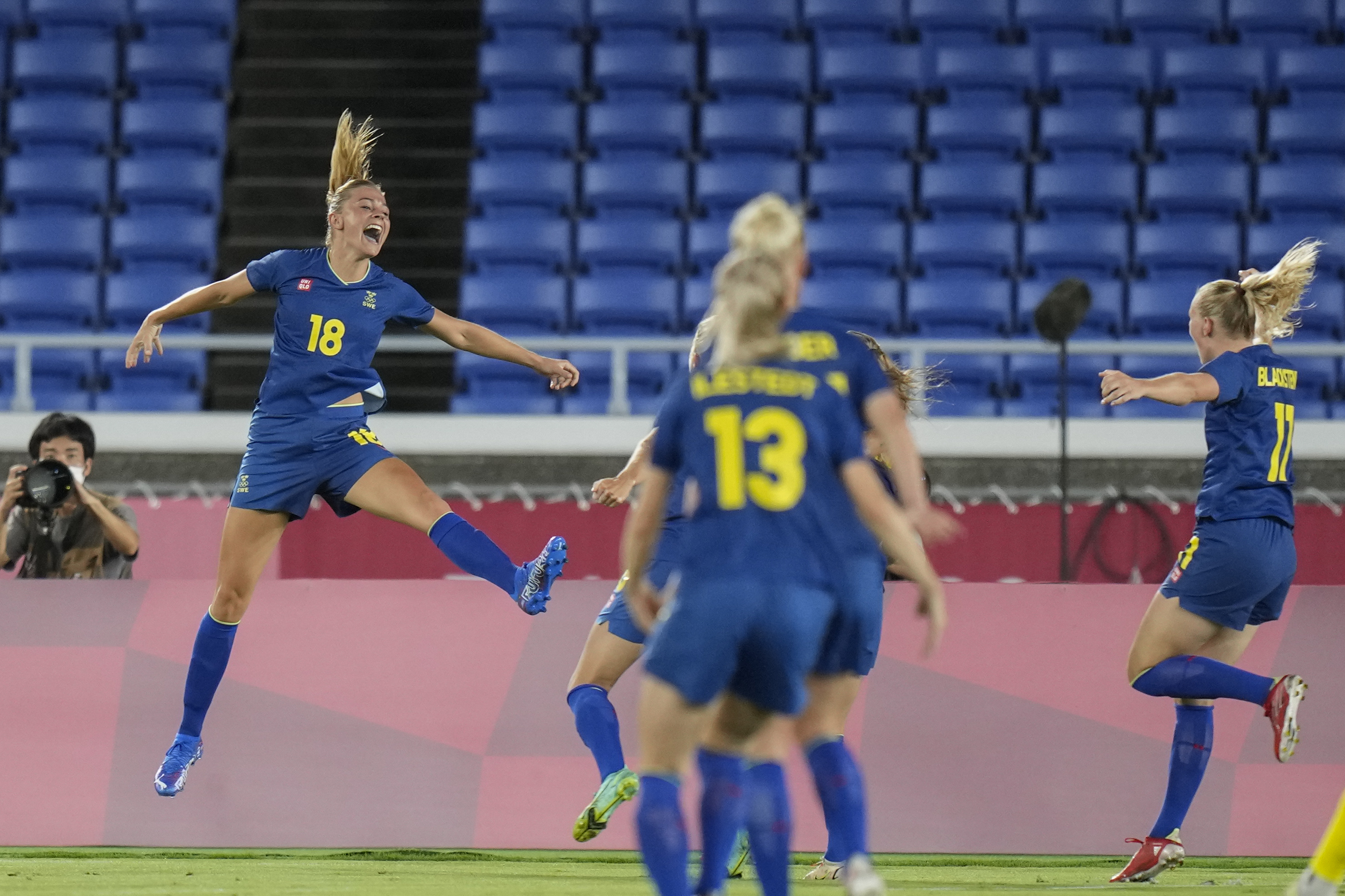 How To Watch Sweden Vs Canada In Women S Soccer Gold Medal Match At Tokyo Olympics Free Live Stream Time Usa Tv Channel Nj Com