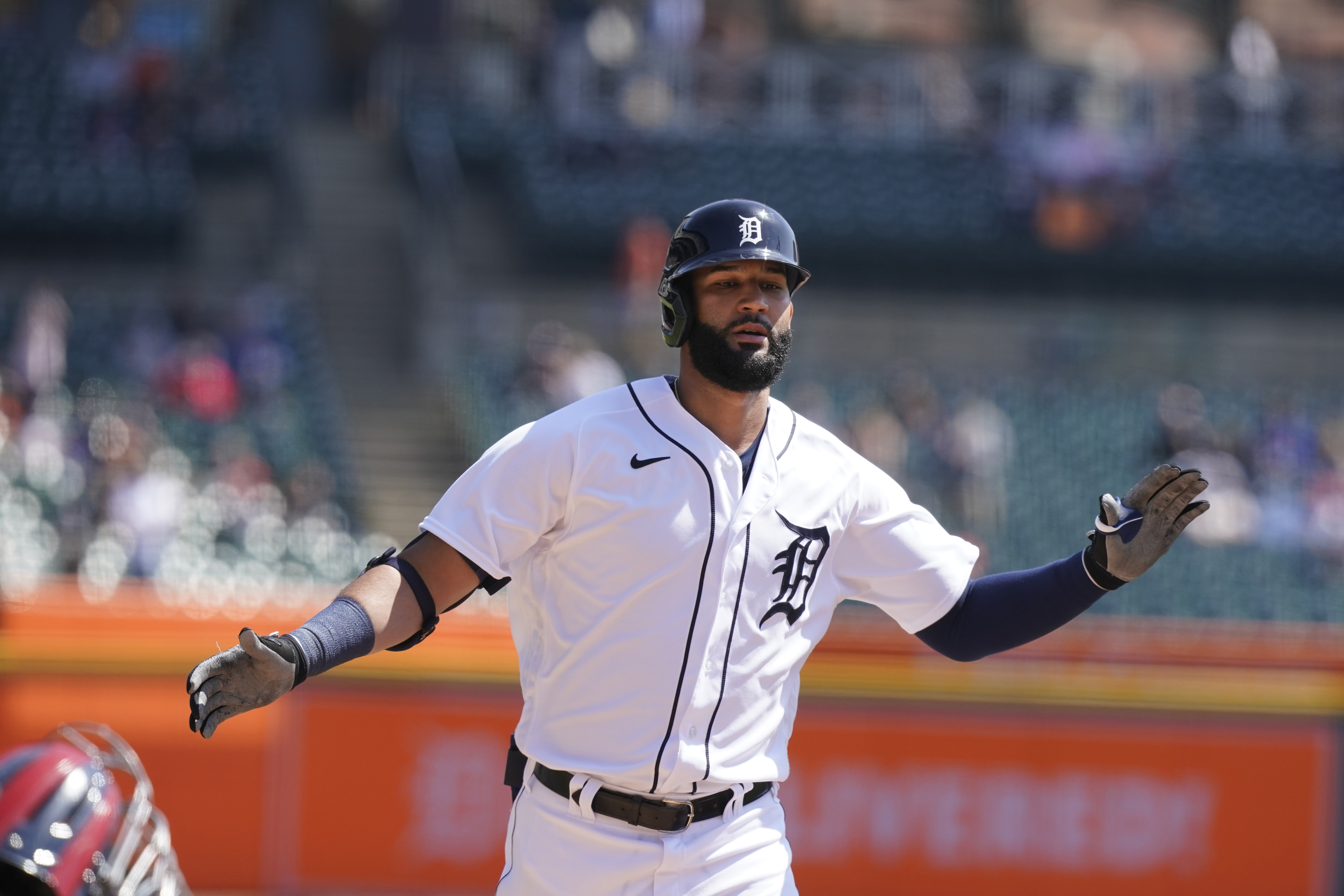 Tigers to sign outfielder Nomar Mazara 