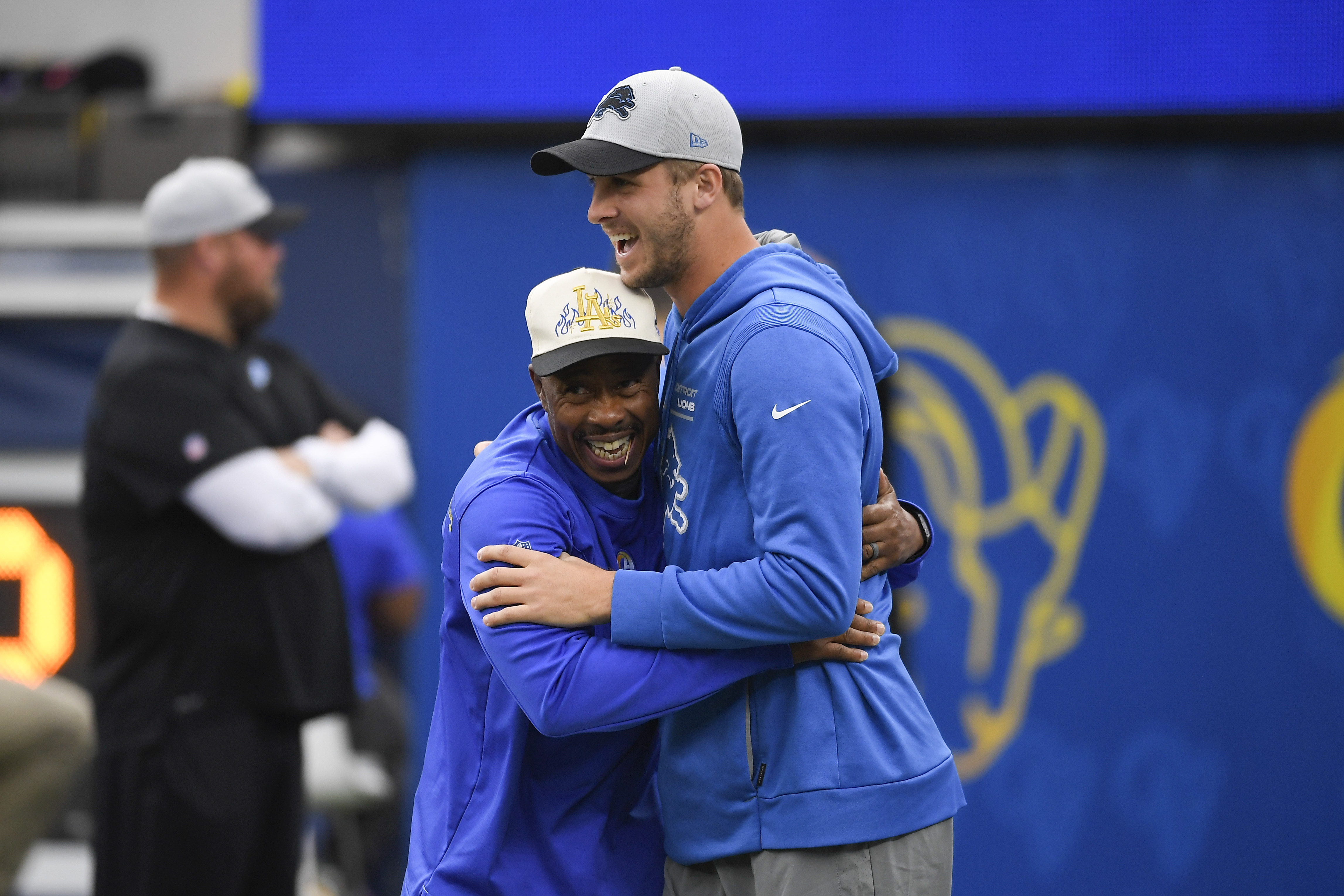 Lions at Rams Week 7 photos