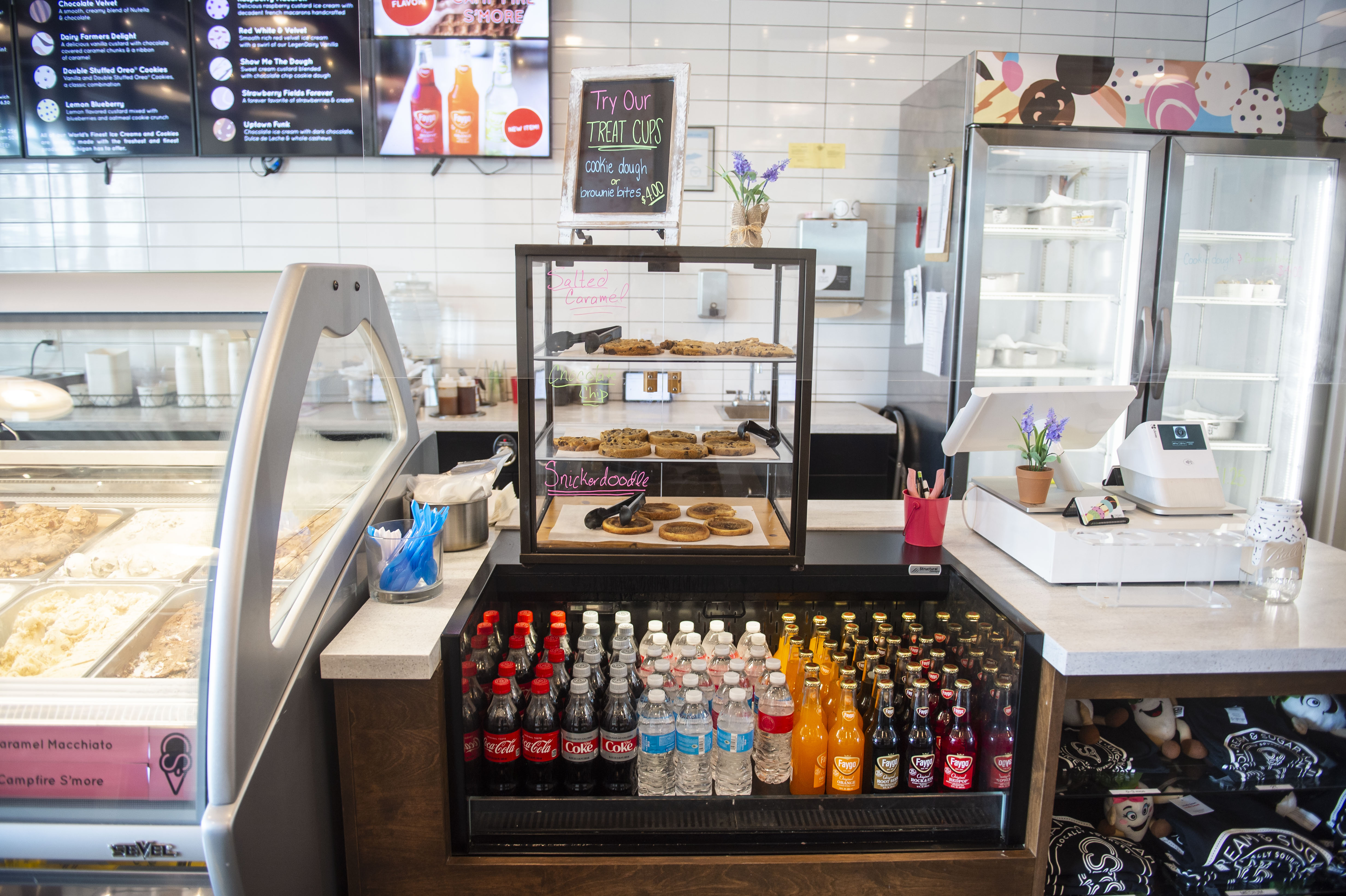 LOCAL EATS Uptown Bay City's Cream and Sugar