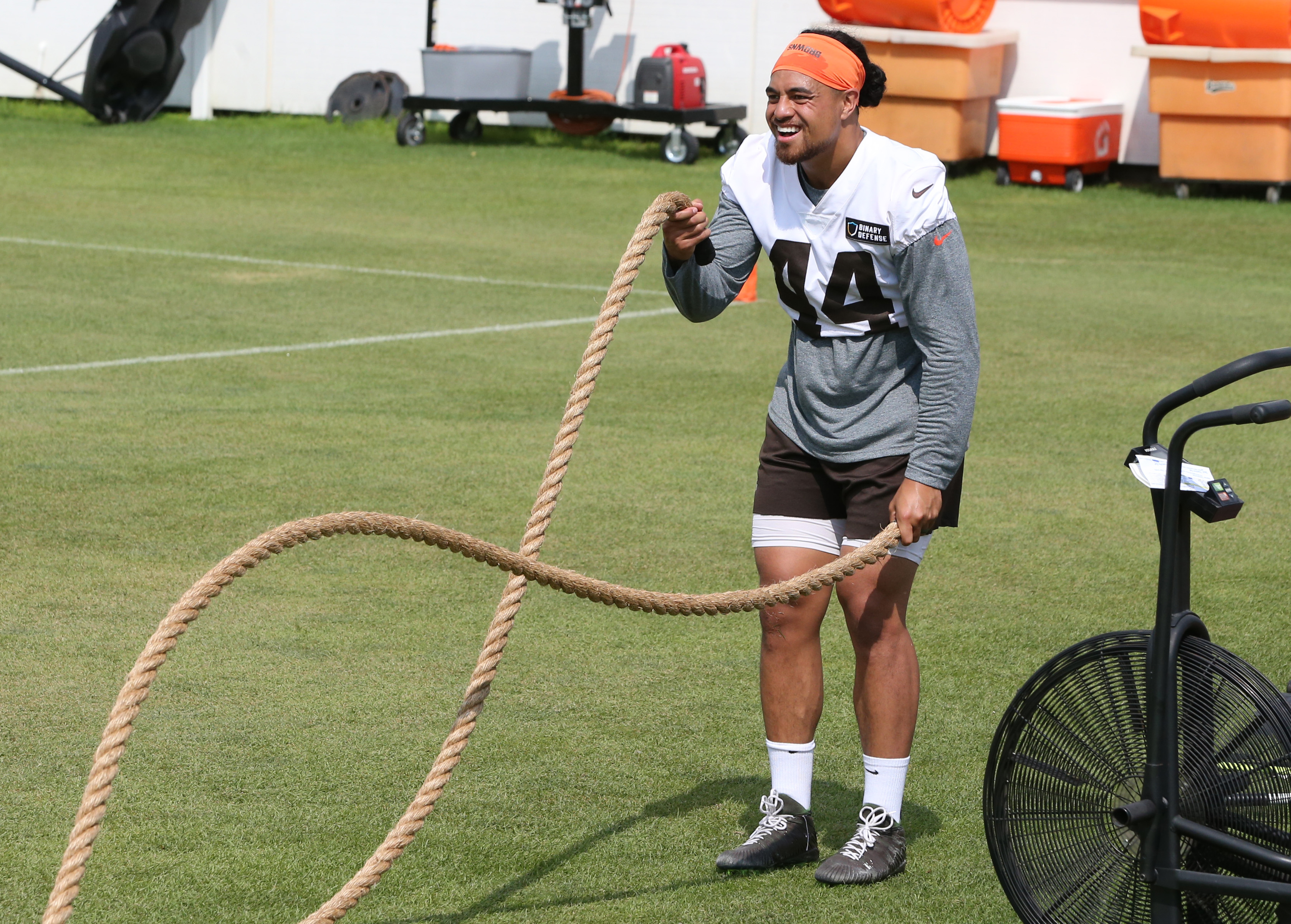 Browns: Will Sione Takitaki see a second contract after tearing ACL?