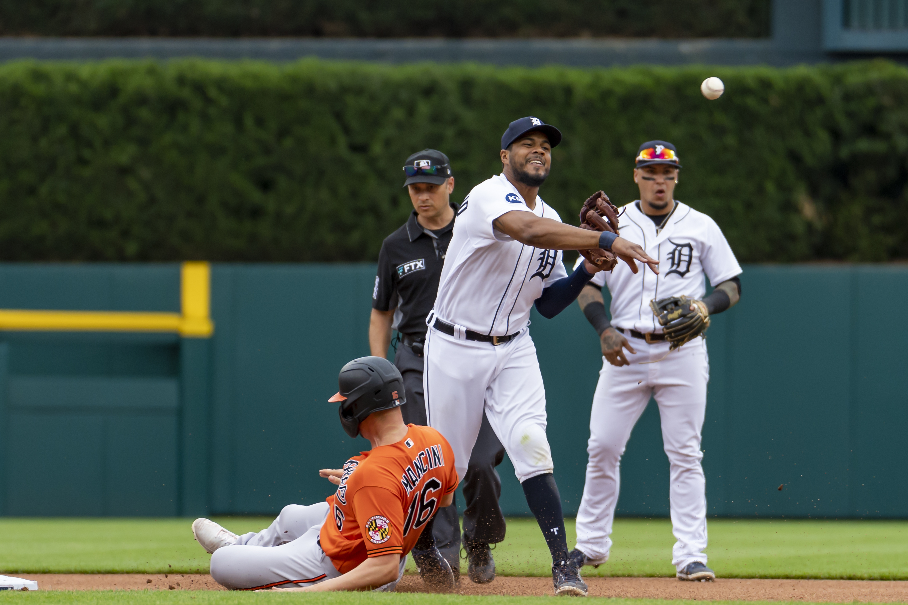 Haase, Tigers earn series split with Orioles