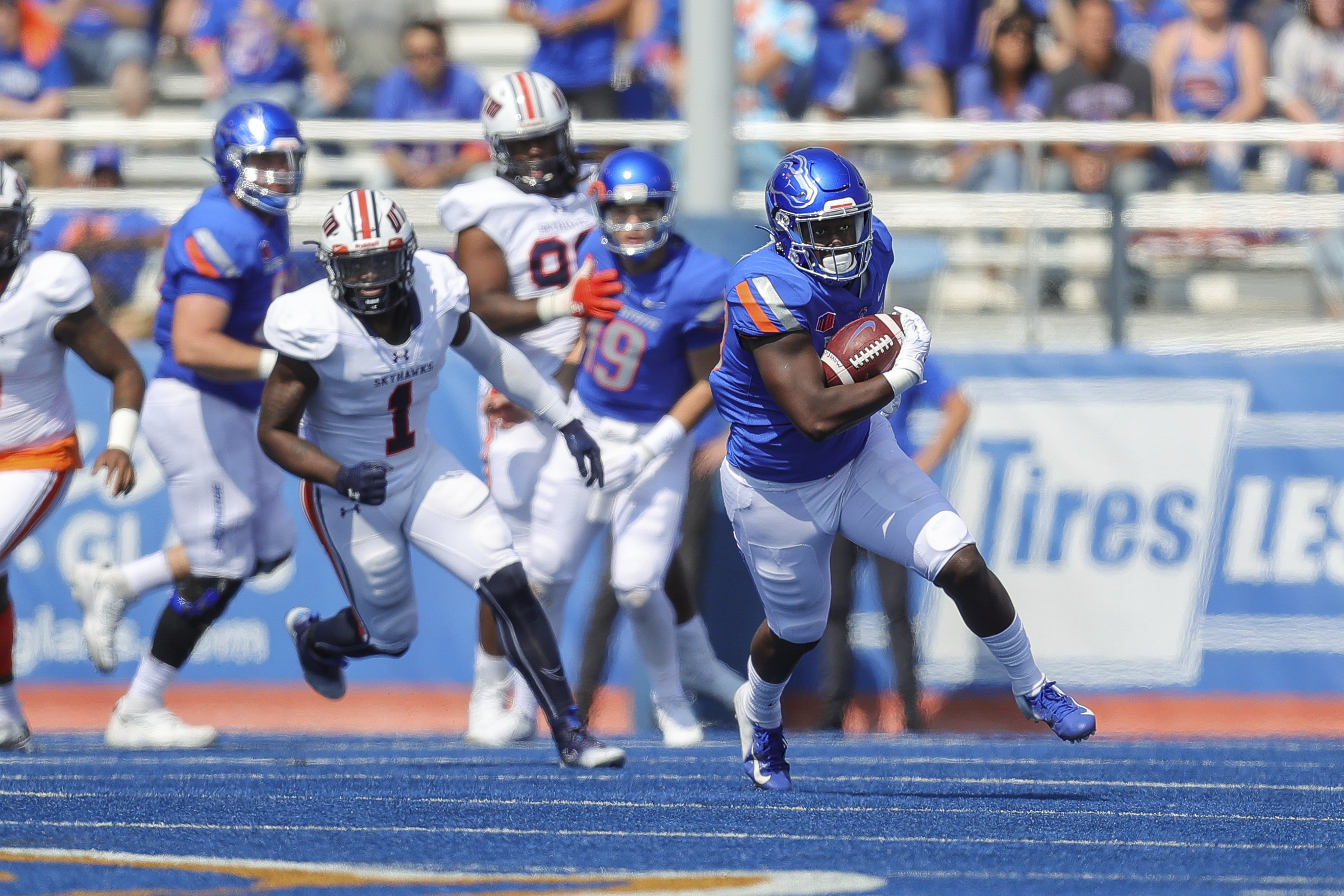 Boise State Athletics Partners with Fanatics to Launch New Official Online  Store - Boise State University Athletics