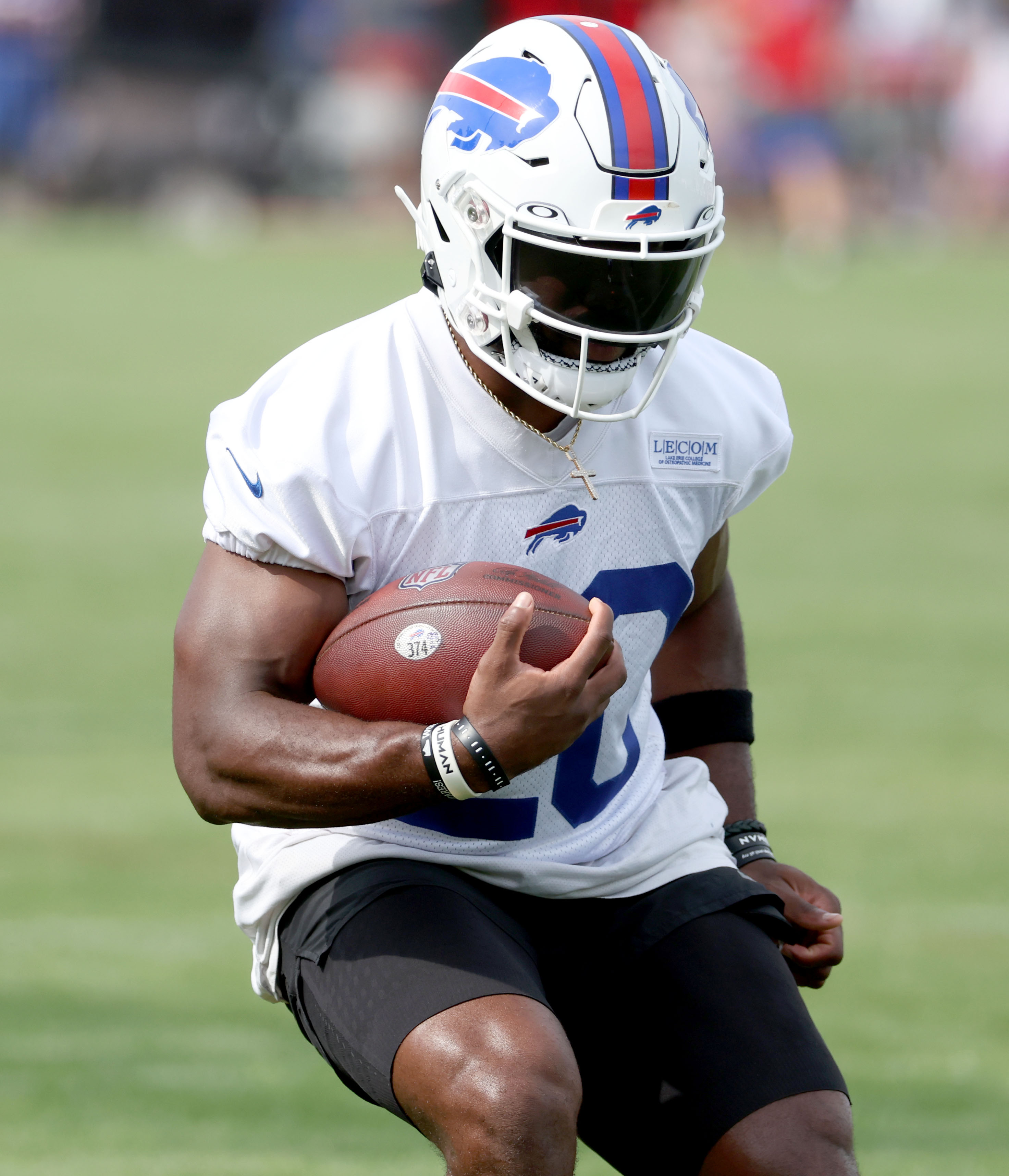 Buffalo Bills announce 2022 training camp schedule, set to return to St.  John Fisher