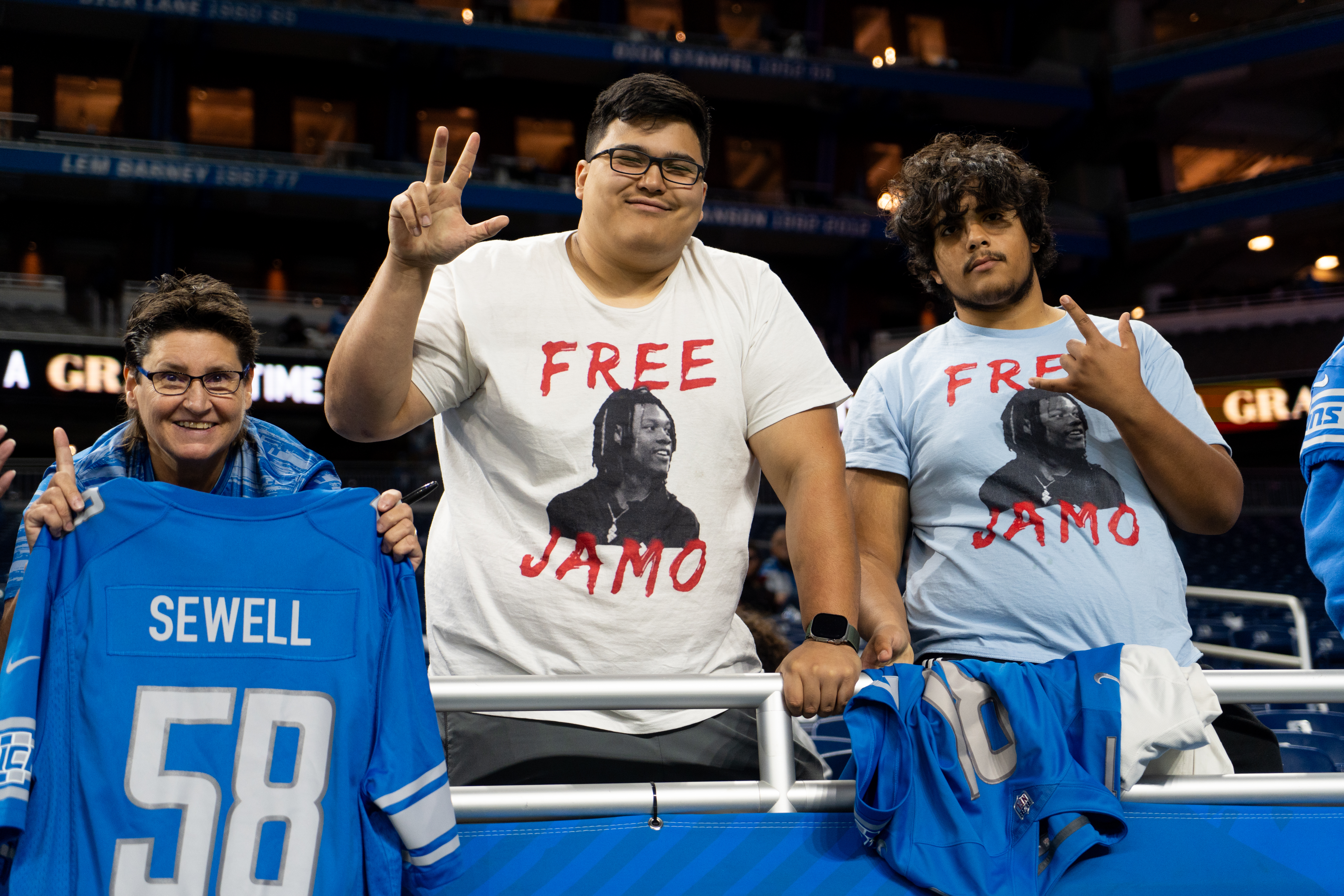 Kerby Joseph wears 'Free Jamo' shirt in support of Jameson