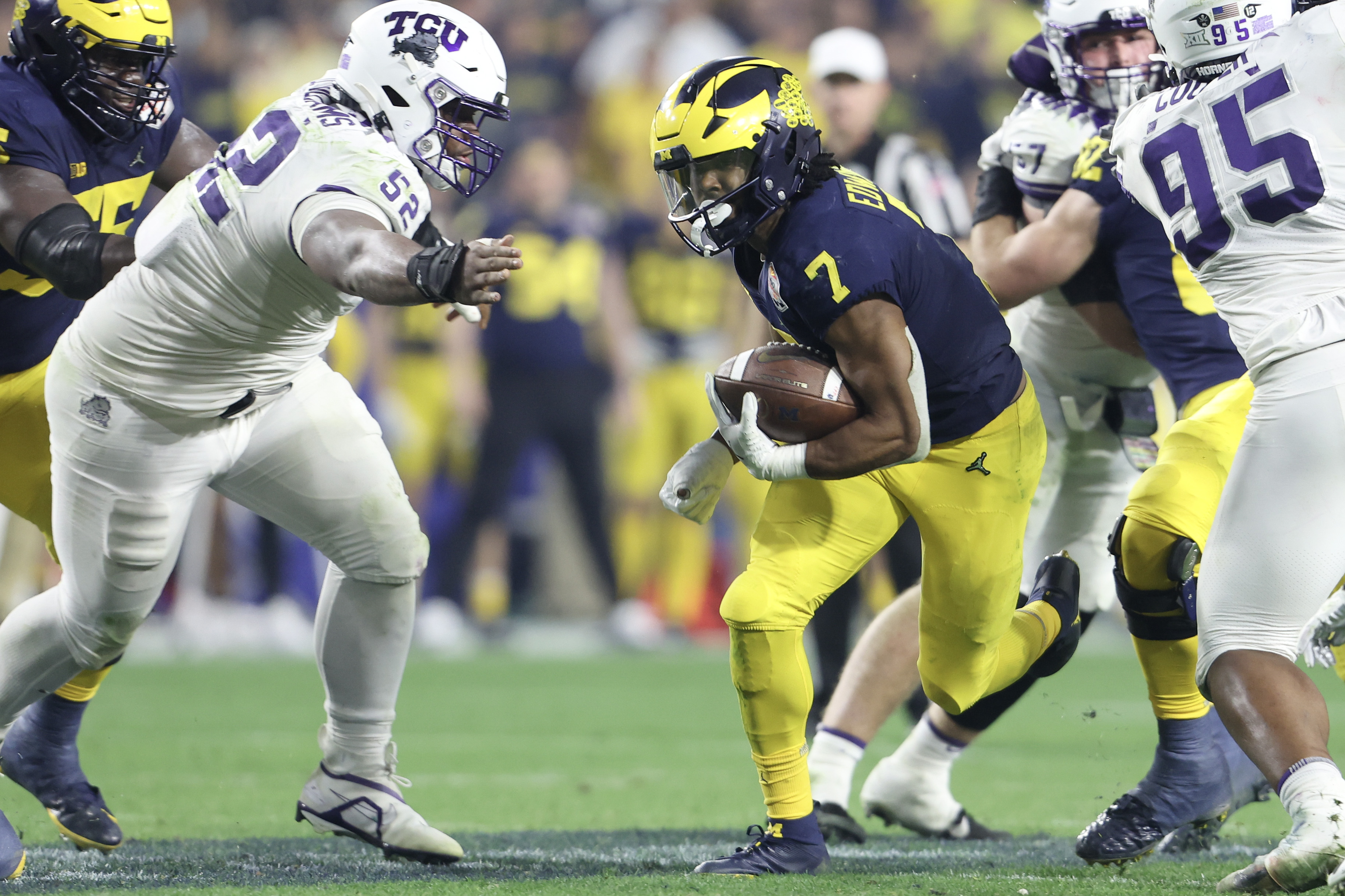 Michigan coaches encouraged by freshman RB Donovan Edwards