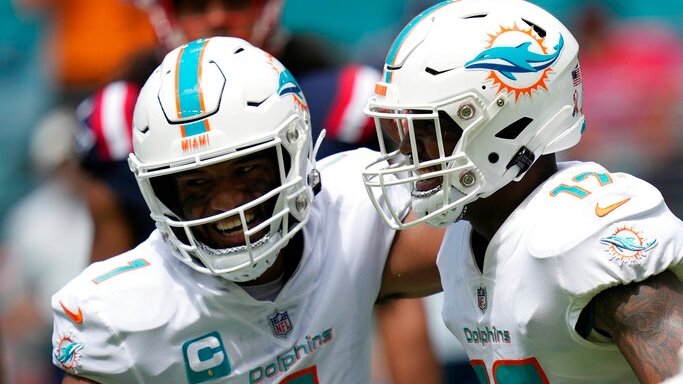 No deal on Jaylen Waddle, Miami Dolphins GM says 