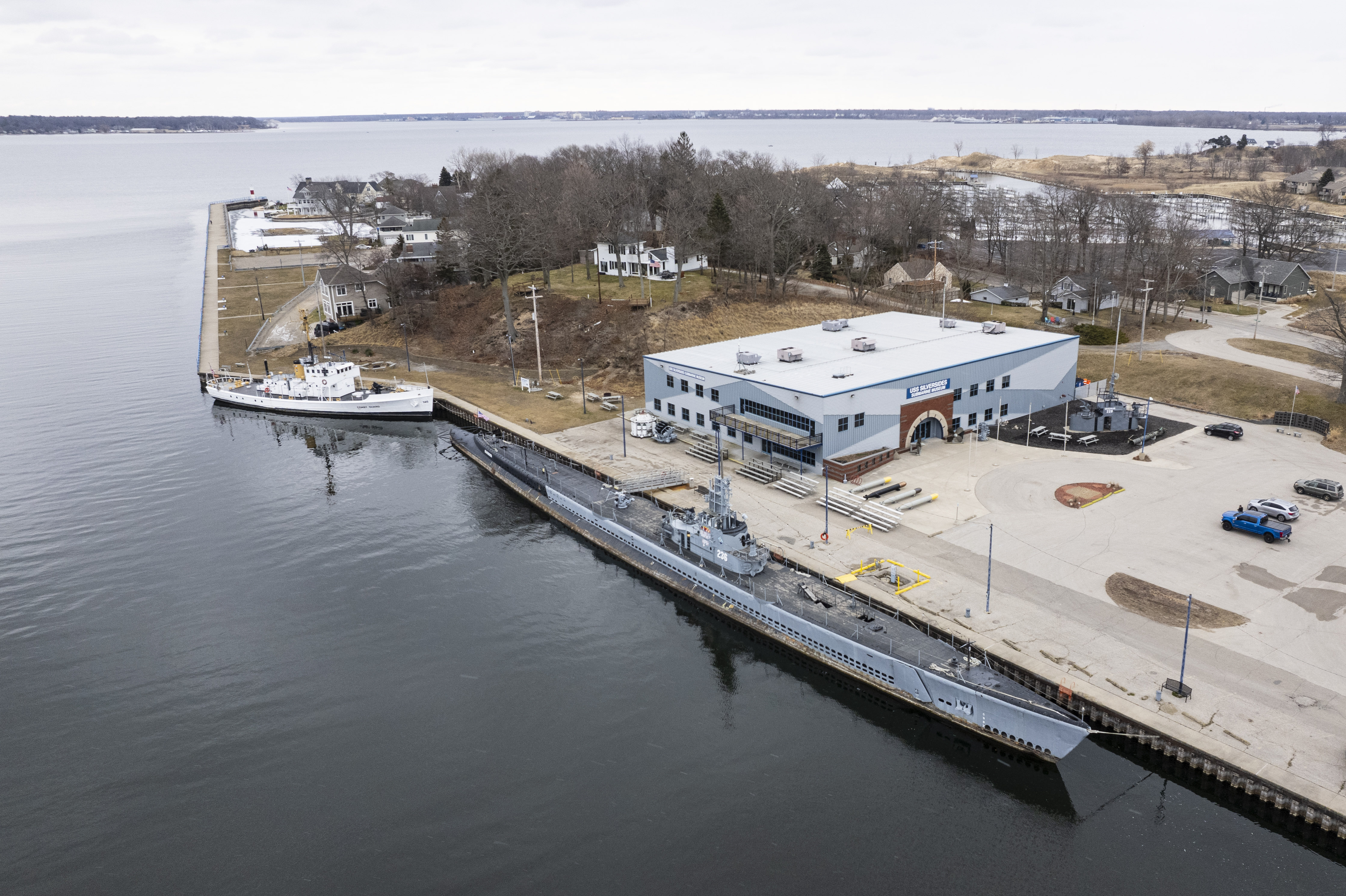 USS Silversides WWII submarine to leave Muskegon port for first