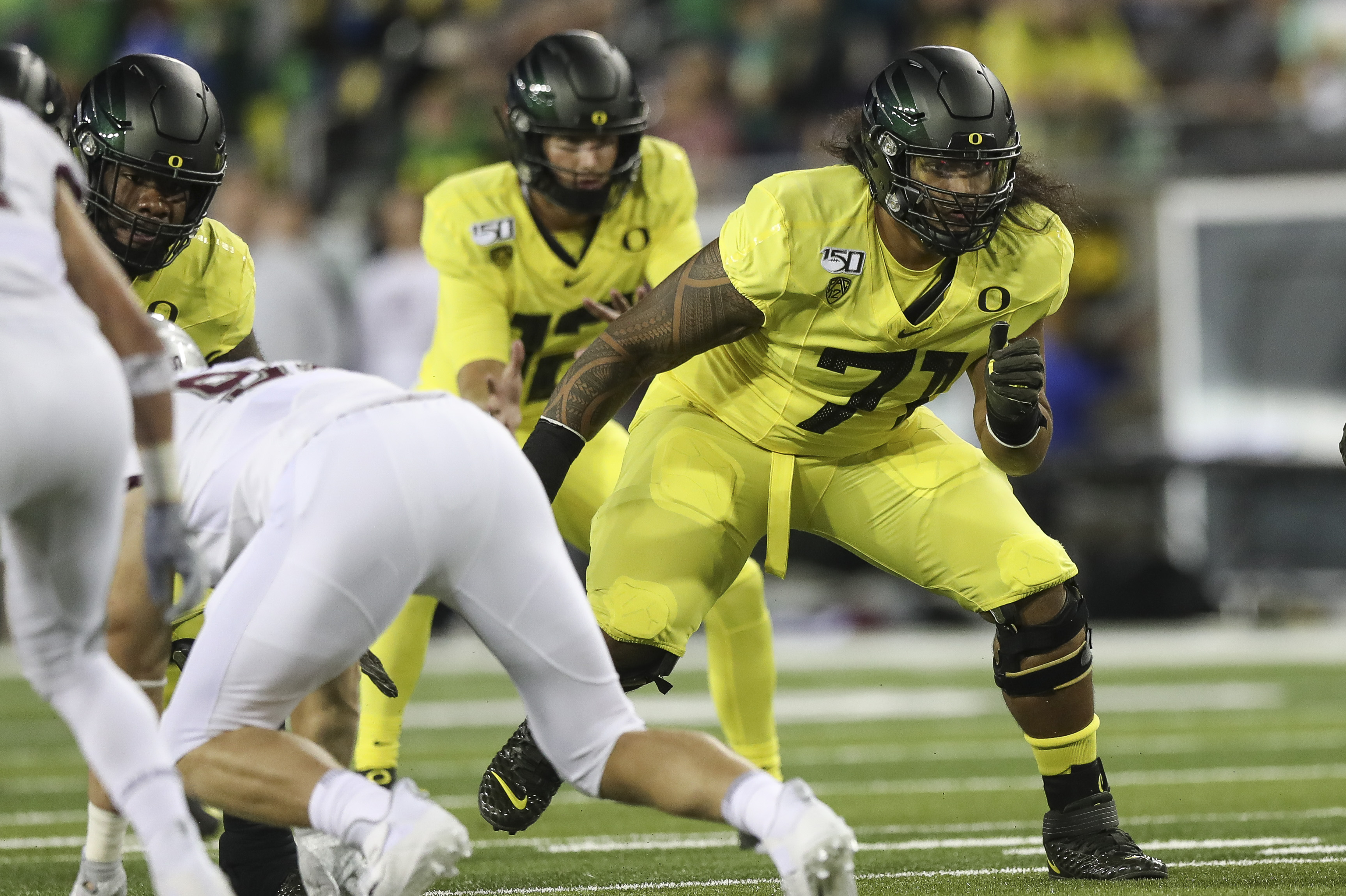 Oregon Football on X: Indy bound! Leading the Pac-12 with 6⃣ Ducks invited  to the 2023 NFL Combine. #GoDucks 