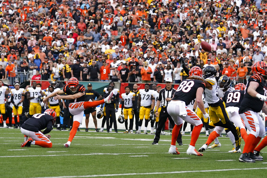 Evan McPherson missed Cincinnati Bengals team talk to watch Super Bowl  half-time show - Mirror Online