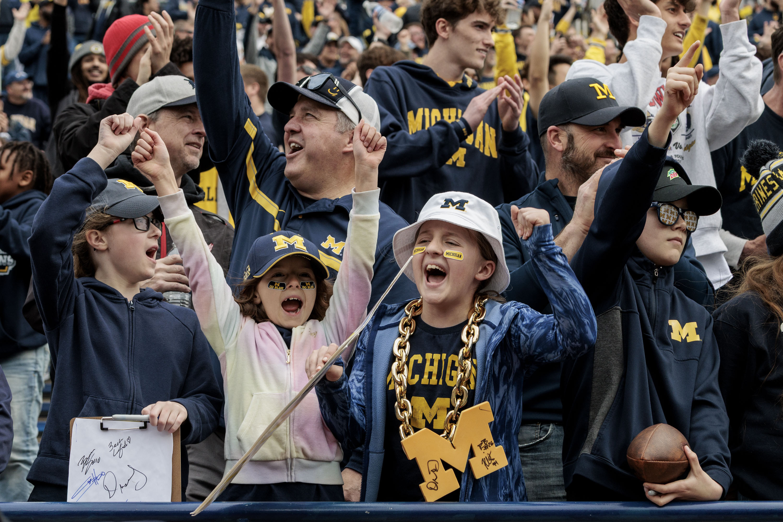 ‘Mr. Brightside’ brings real Michigan Stadium atmosphere to life in ...